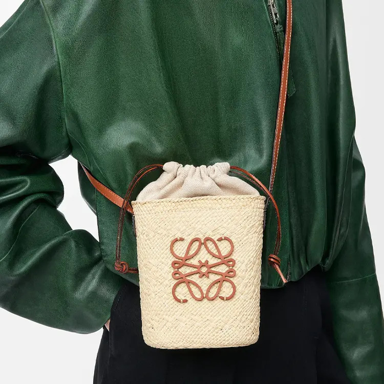 LOEWE Bucket Collection Single Shoulder Crossbody Bag Women’s 5.5×2.4×8.9 in