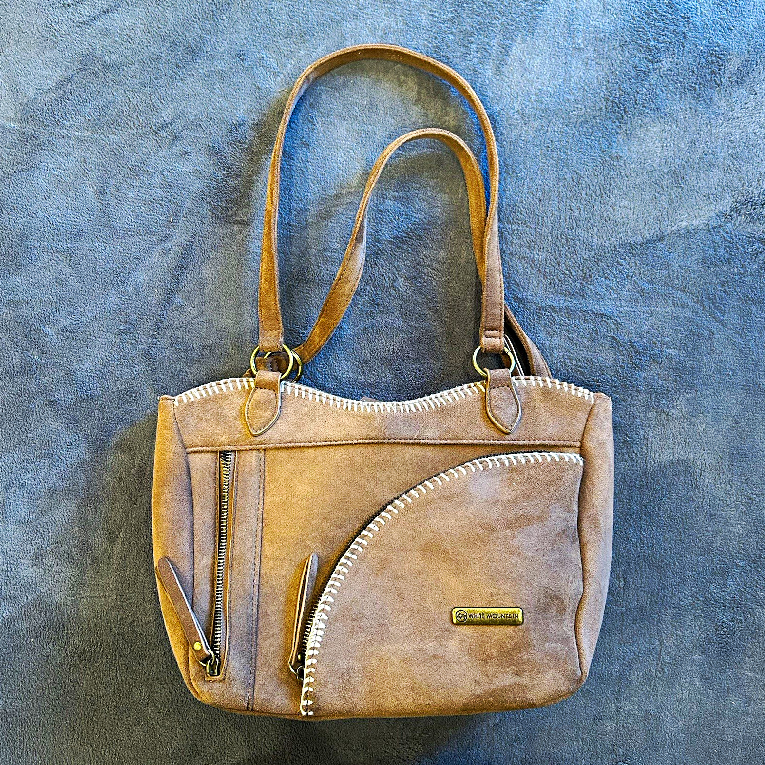 White Mountain Brown Shoulder Bag Logo Lining Zip/Magnetic Closure Inner Pockets