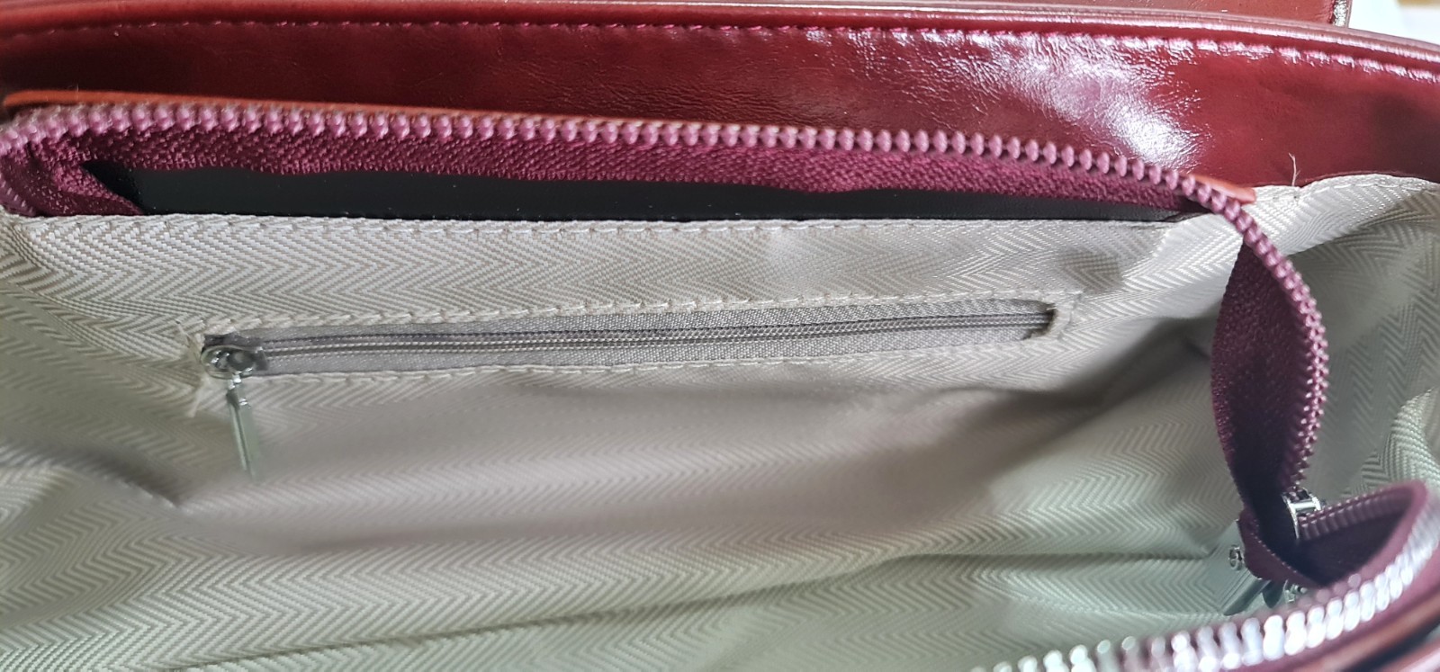 Burgundy Patent Look Shoulder Bag Silver Stud Buckle East West Baguette Purse Ne
