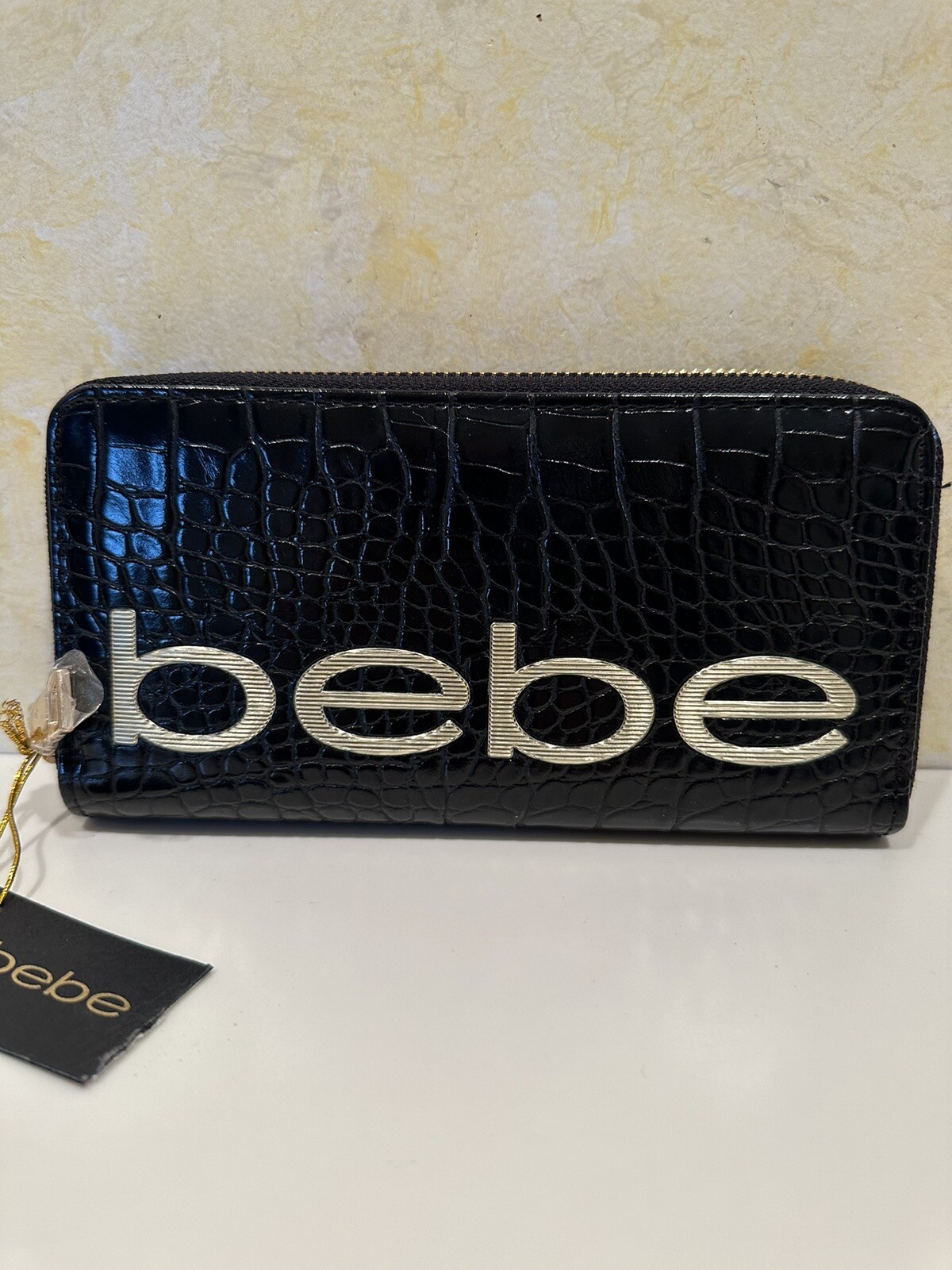 bebe Fabiola Continental Black Faux Snakeskin Zip Around Wallet~BLACK/GOLD~NWT38