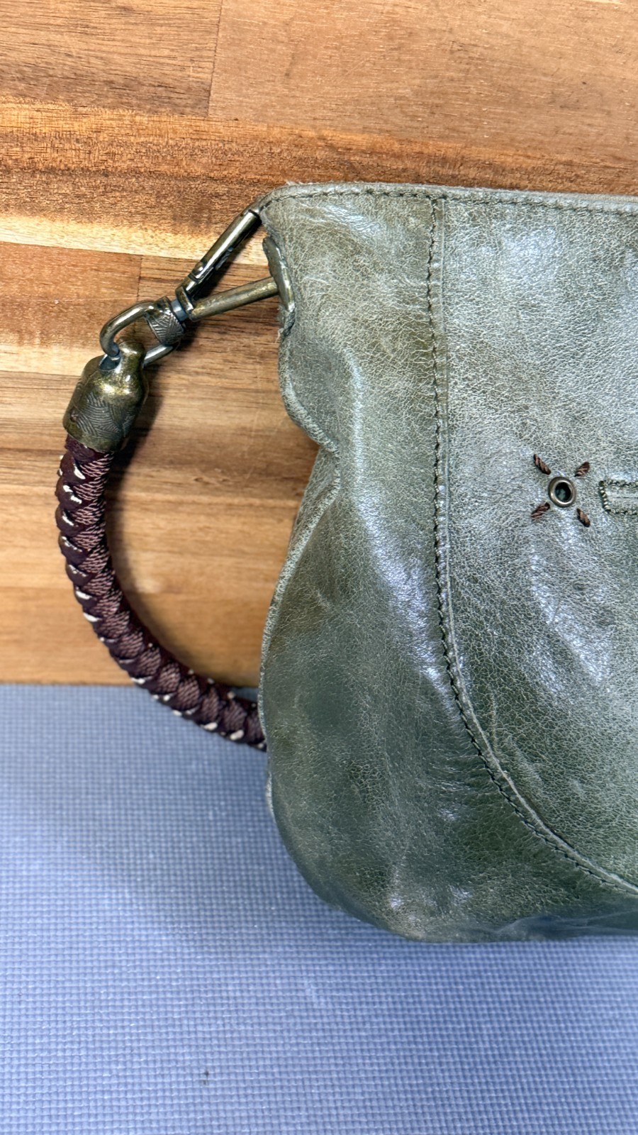 The Sak Indio Hobo Bag Olive Green Leather Braided Handle Y2K Boho