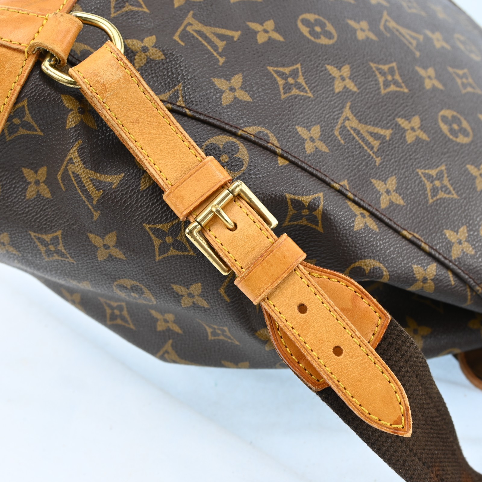 Authentic Louis Vuitton Monogram Montsouris GM Backpack M51135 P4773RJ710