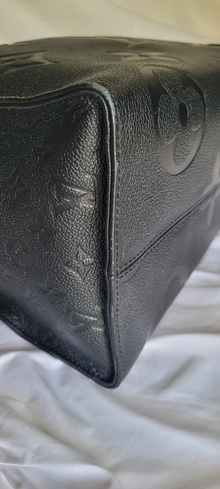 Louis Vuitton OnTheGo GM Tote Bag Black Monogram Empreinte Leather Purse M44925