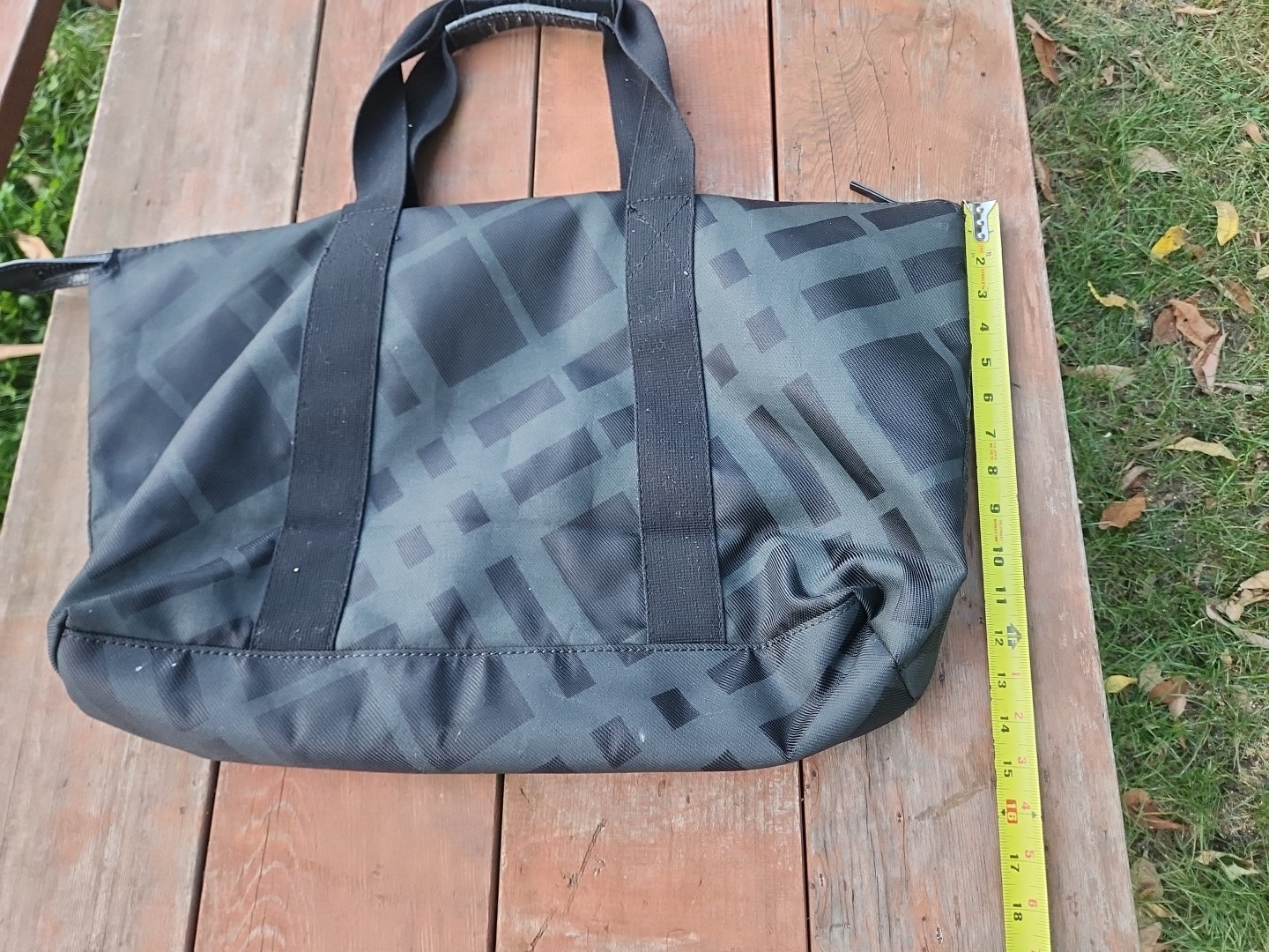 Burberry Tote Bag Women’s Extremely Large Authentic Burberry Fragrances Vintage