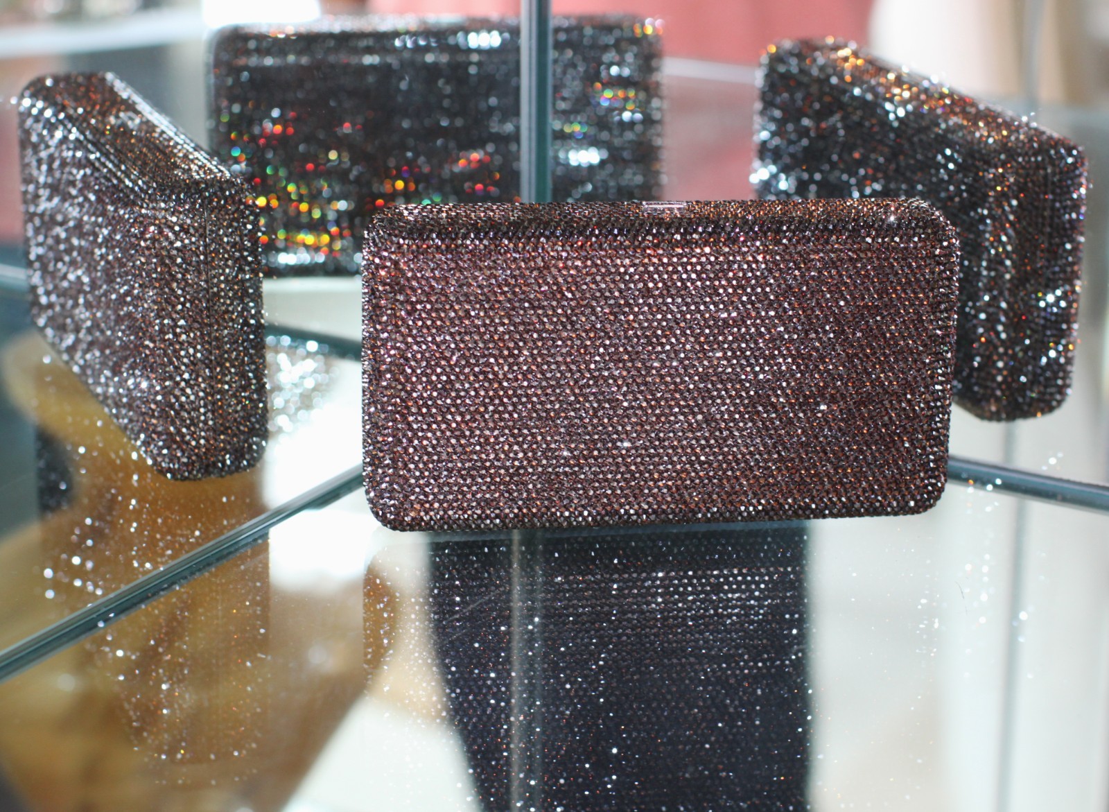 JUDITH LEIBER SWAROVSKI CRYSTAL CHOCOLATE BOX BRONZE BAG MINAUDIERE PURSE SILVER