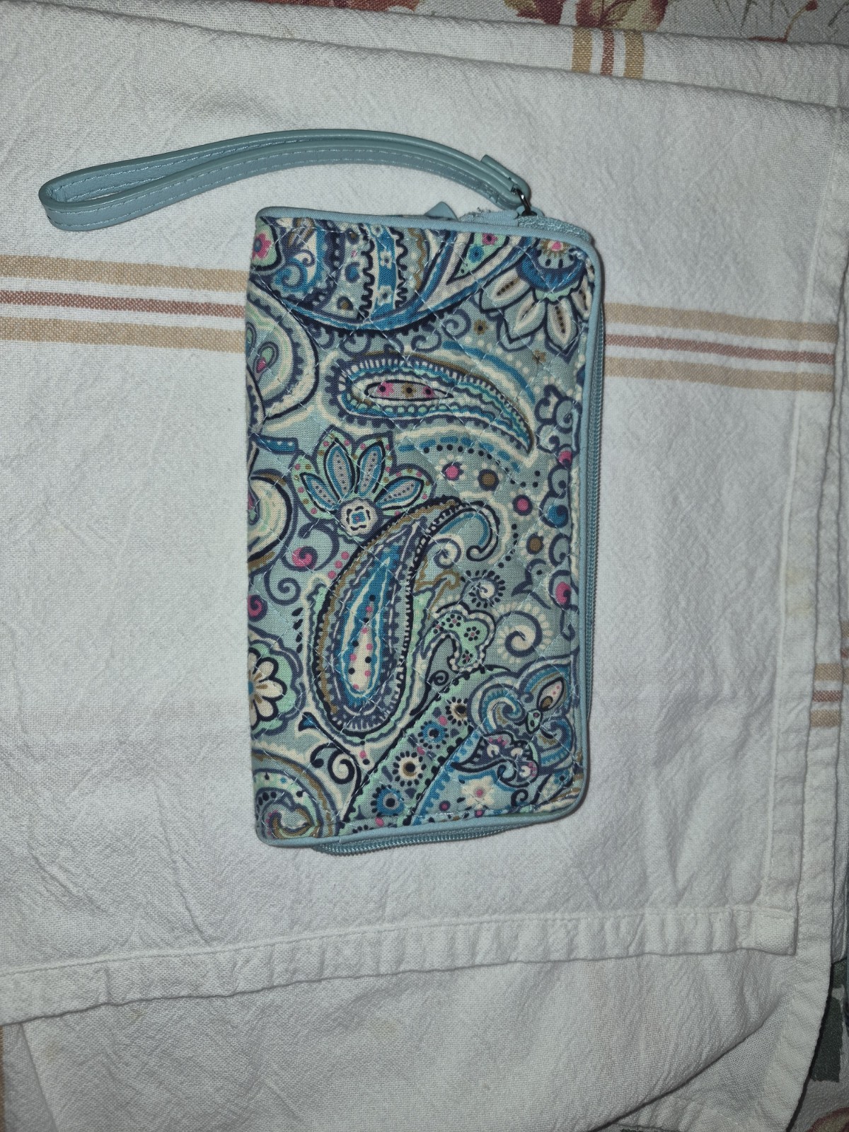 Vera bradley purse with matching wallet