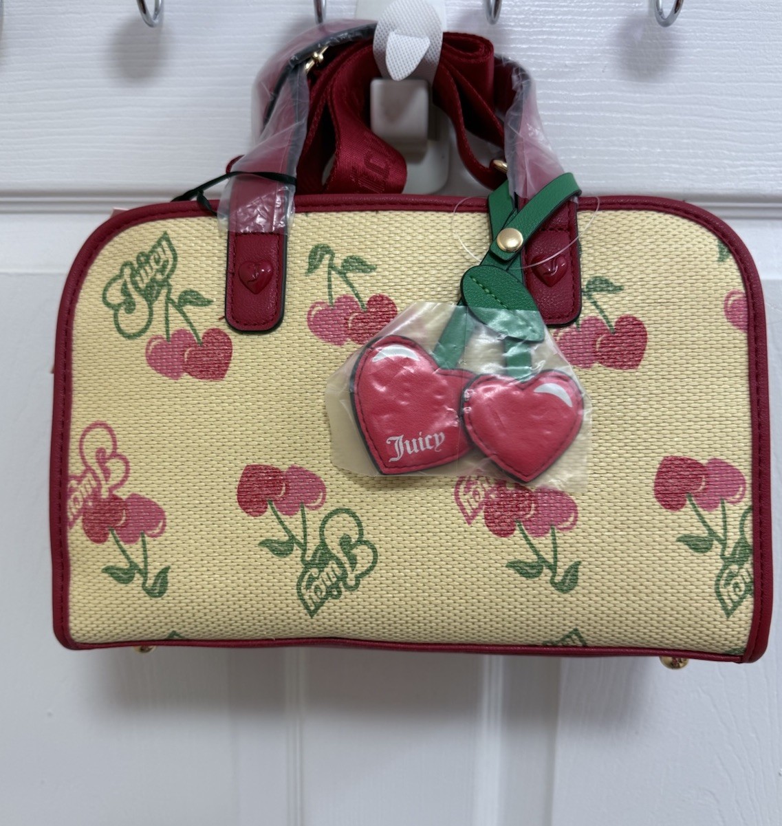 NWT Juicy Paradise Cherry Print Satchel in Natural/Cool Red w/ Heart Charm