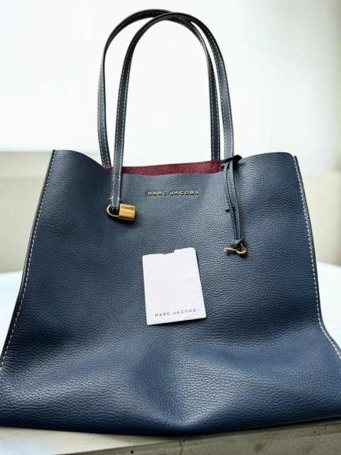 Marc Jacobs M0012669 Pebbled Leather Tote Bag Navy Gold Hardware Large Shopper