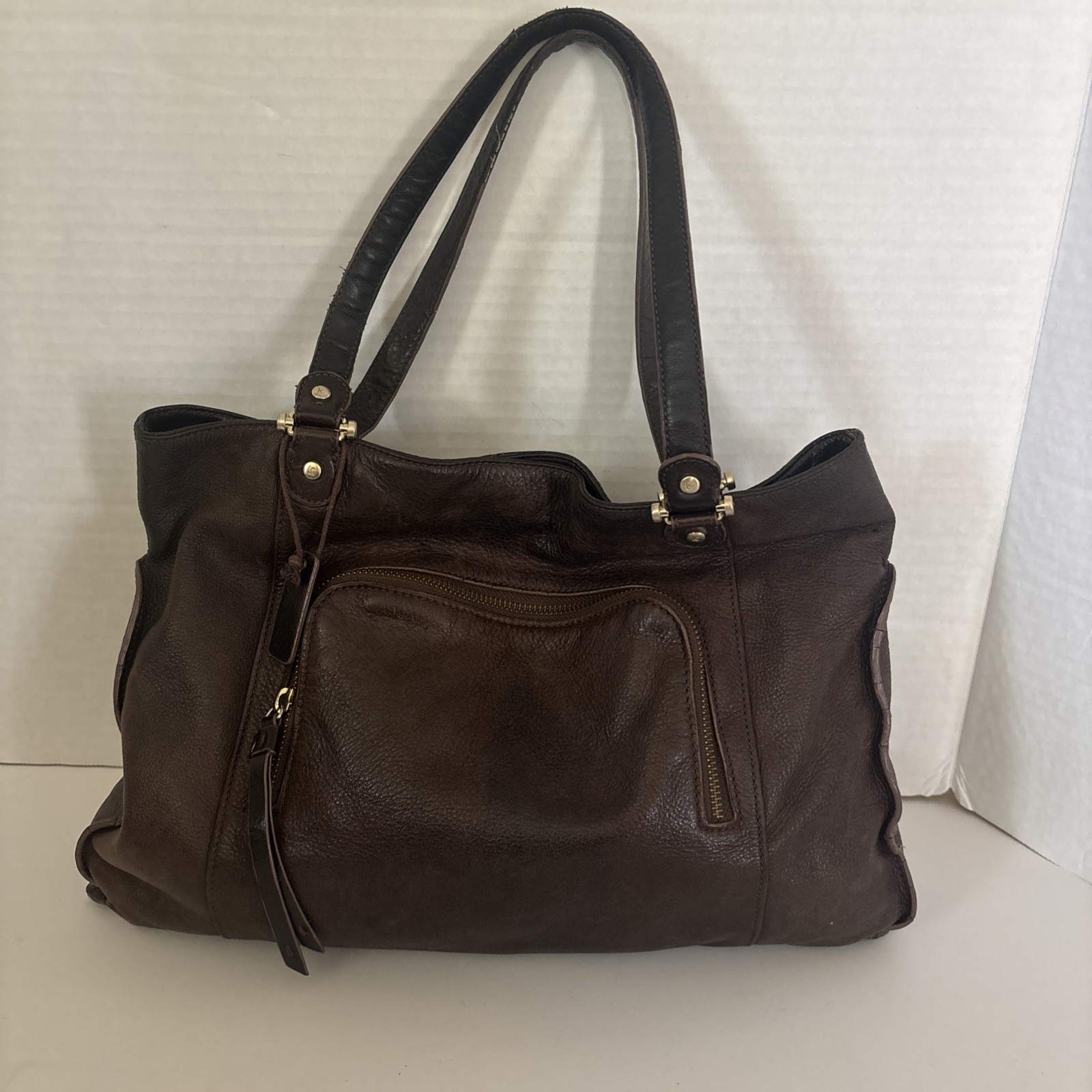 Liz Claiborne Purse Shoulder Bag Dk Brown Leather Lined Zip BOHO Great Cond