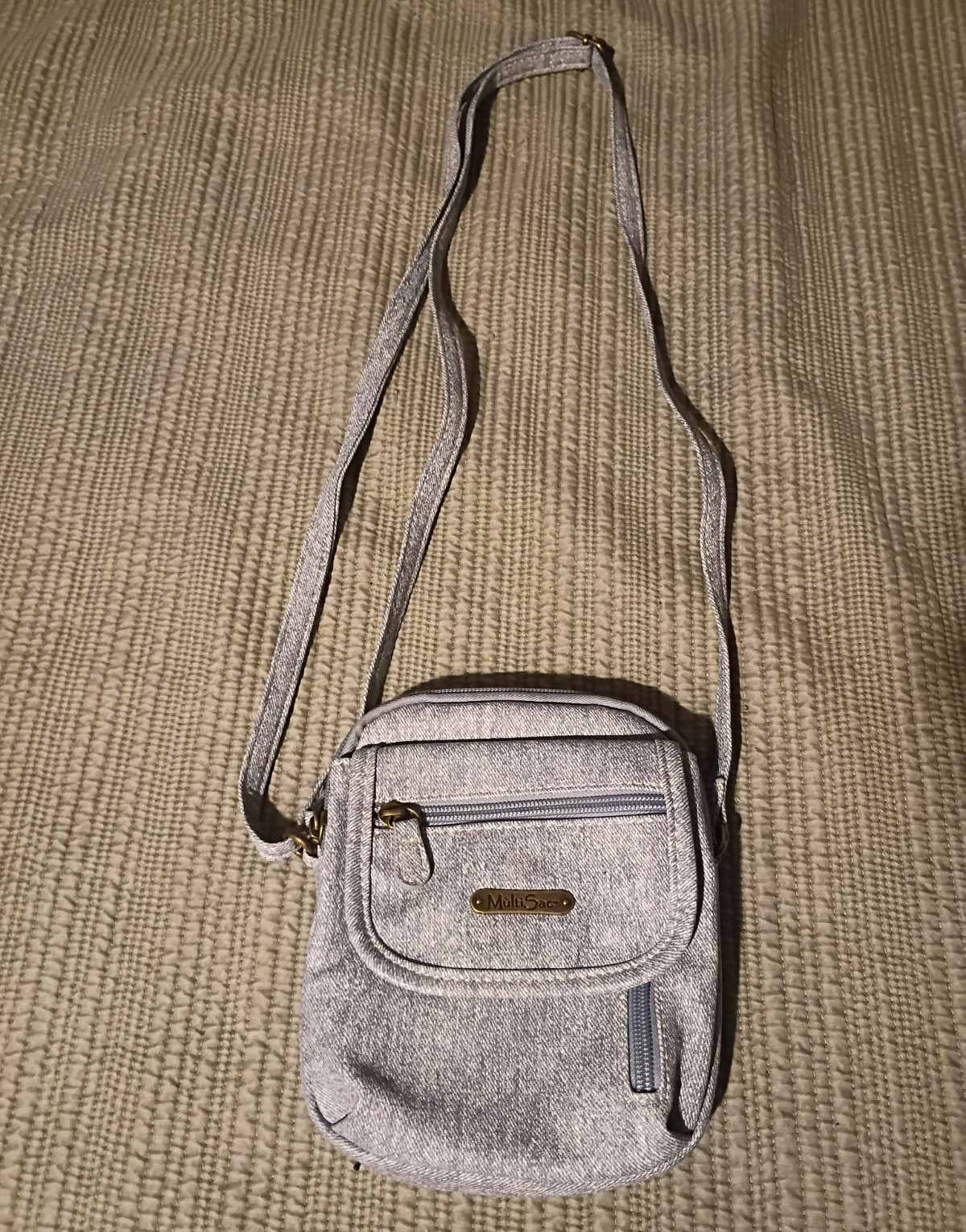 MultiSac Gray Solid Crossbody Bag Zip Closure Pockets Gold Tone Hardware