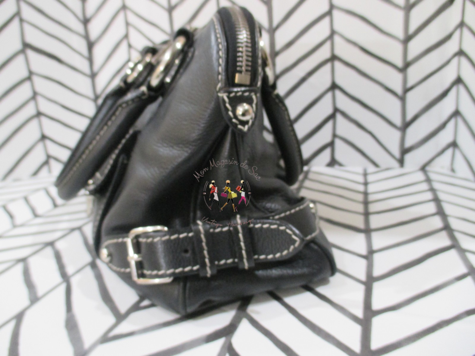 Vintage Marc Jacobs “Elise” Black Leather Satchel Handbag – Made in Italy