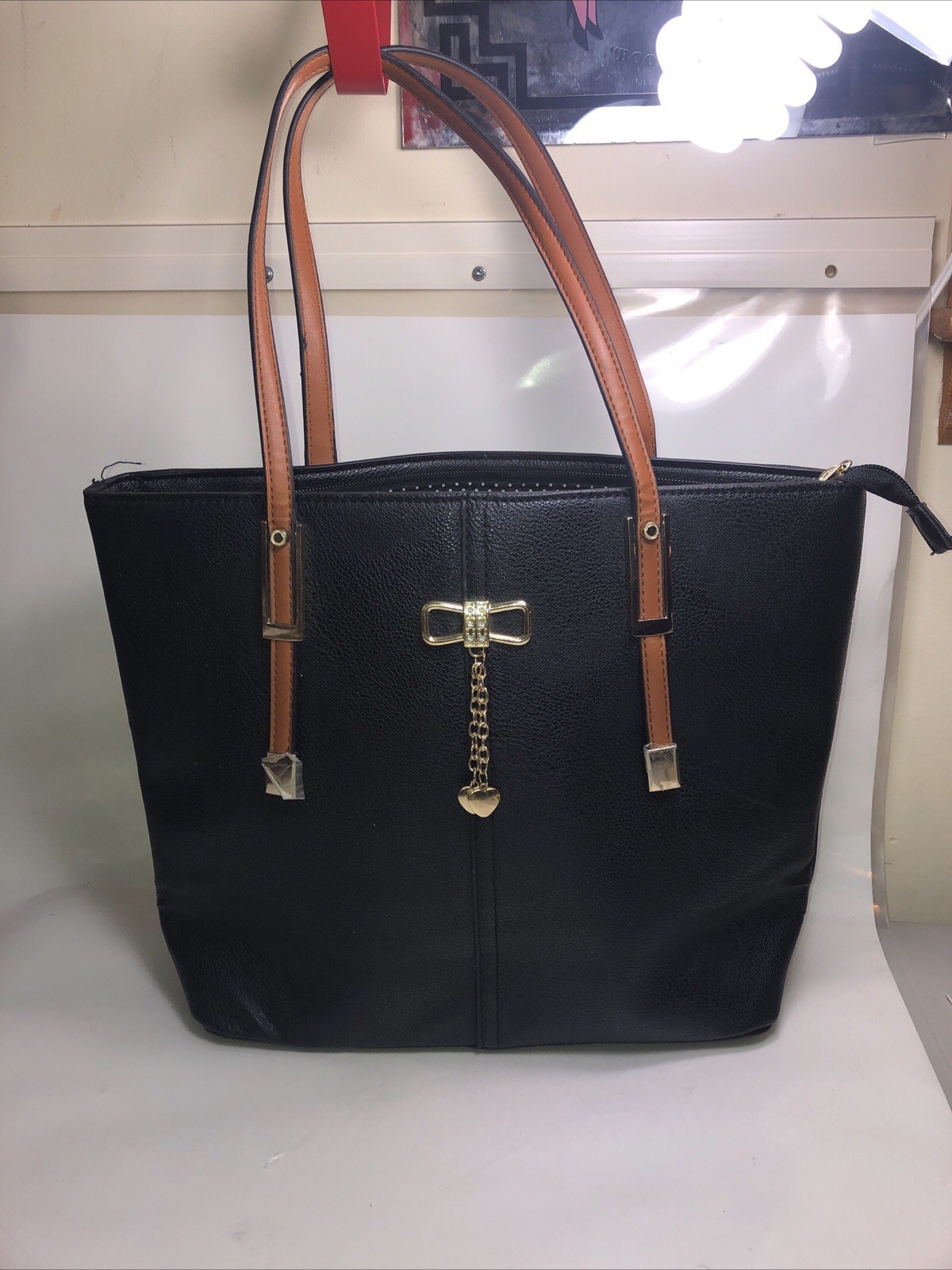 Porto Vino Wine Bag Purse (Black) Porto Vino Bag 1.5L Insulated Party Tote