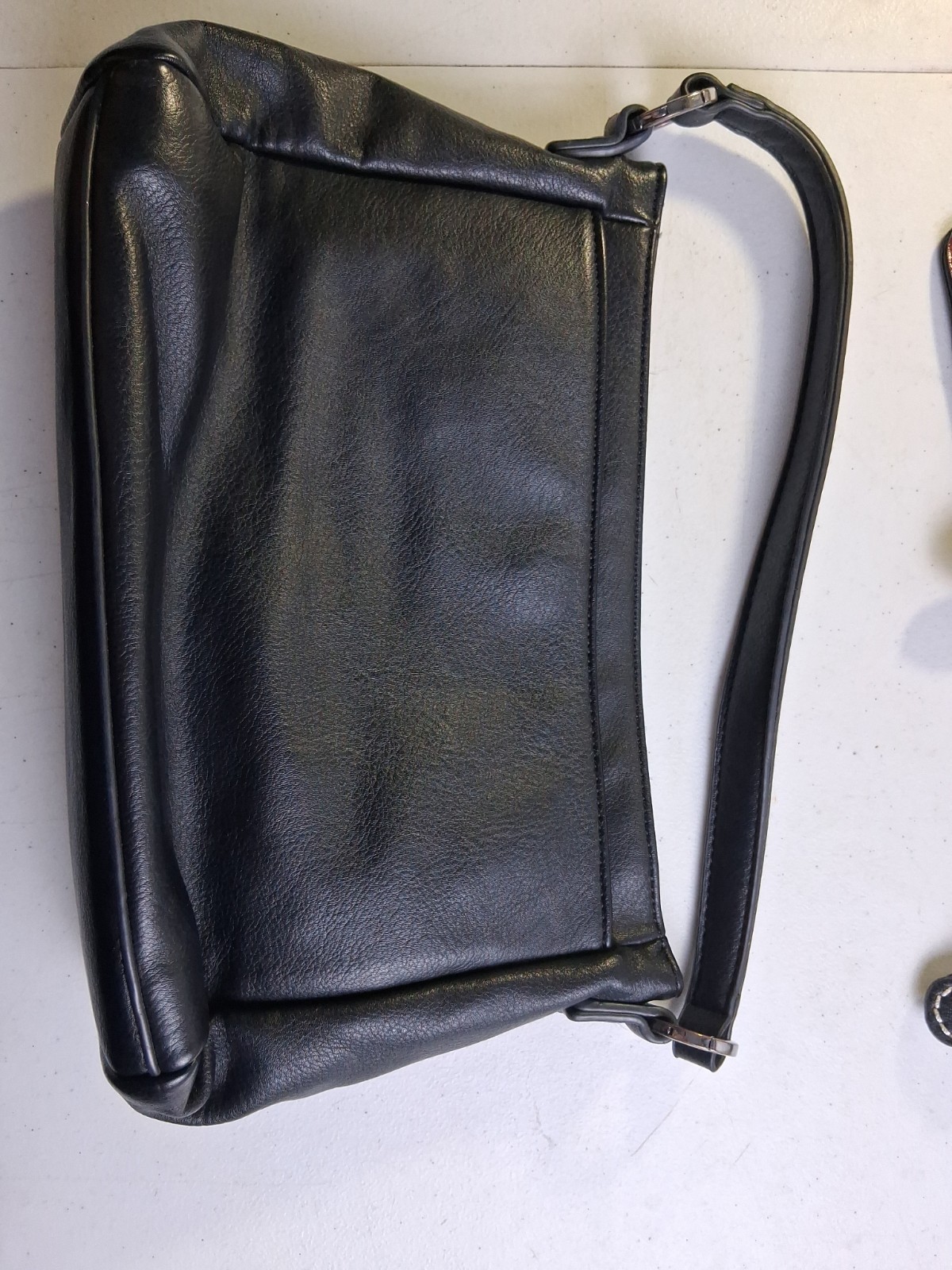 Magnolia And Vine Black Versa Purse Set With 5 Interchangeable Flaps Pre-owned