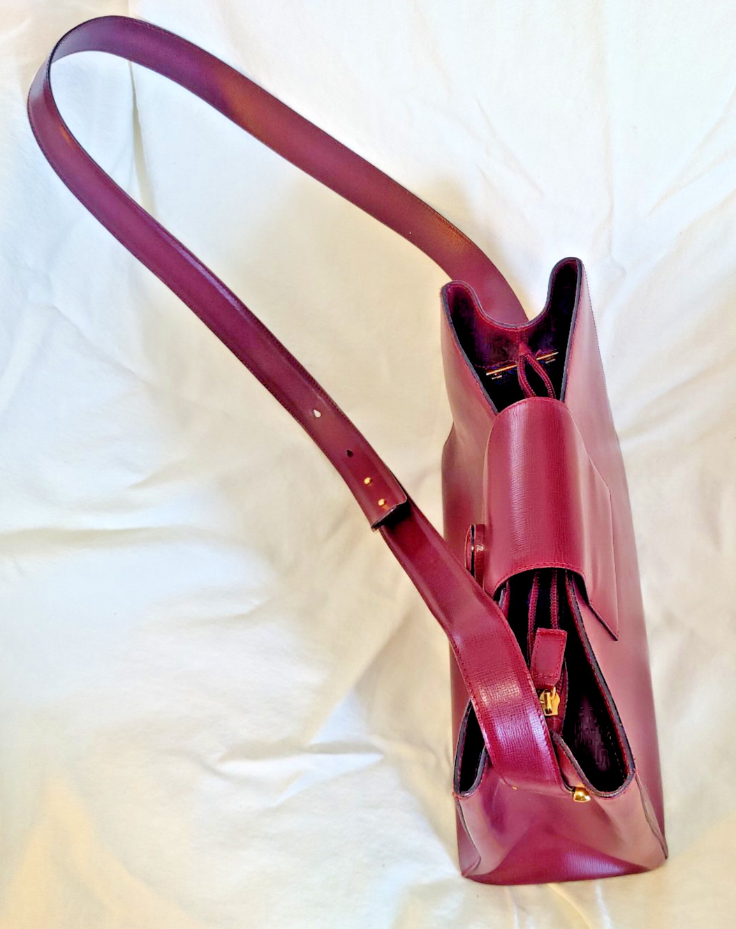CARTIER Must de Cartier Shoulder/Crossbody Bag Bordeaux Authentic VTG