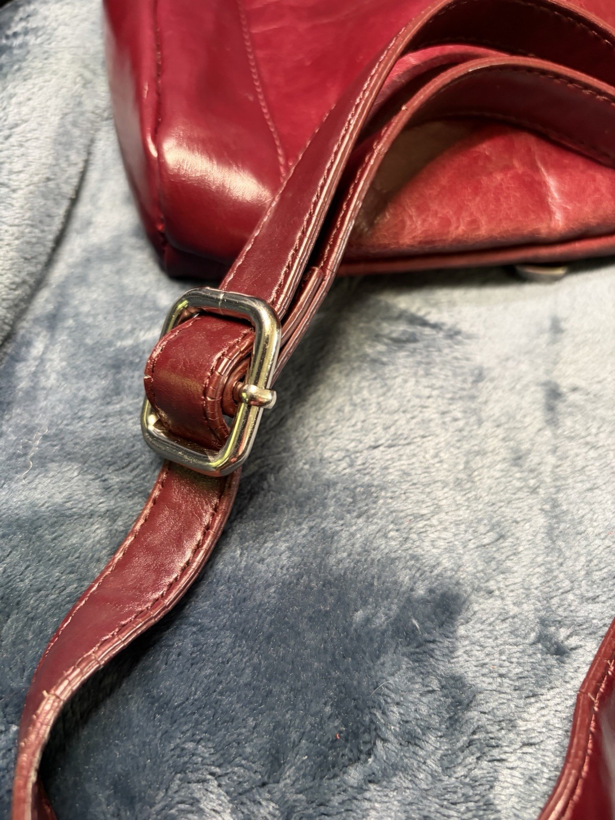 Giani Bernini Burgundy Leather Venice Crossbody Shoulder Organizer Bag Purse