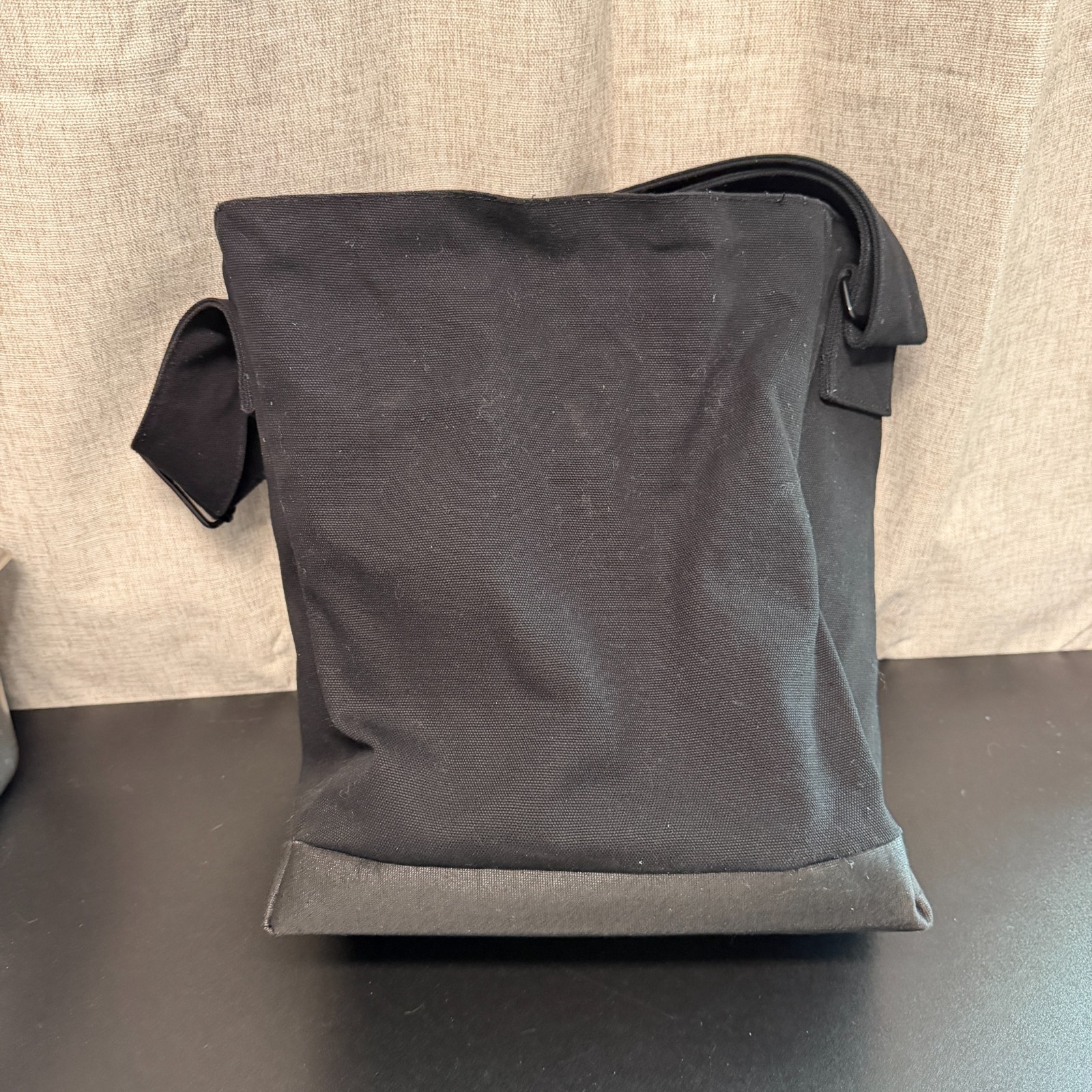Dyson Shoulder Crossbody Tool Bag Black Canvas Genuine Organizer Multi-Pocket