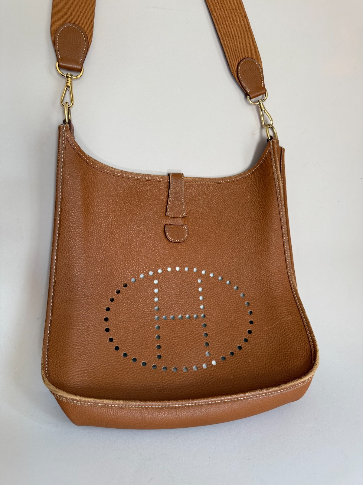 Authentic HERMÉS Evelyne 3 GM Shoulder Bag Leather, Goldtone Hardware
