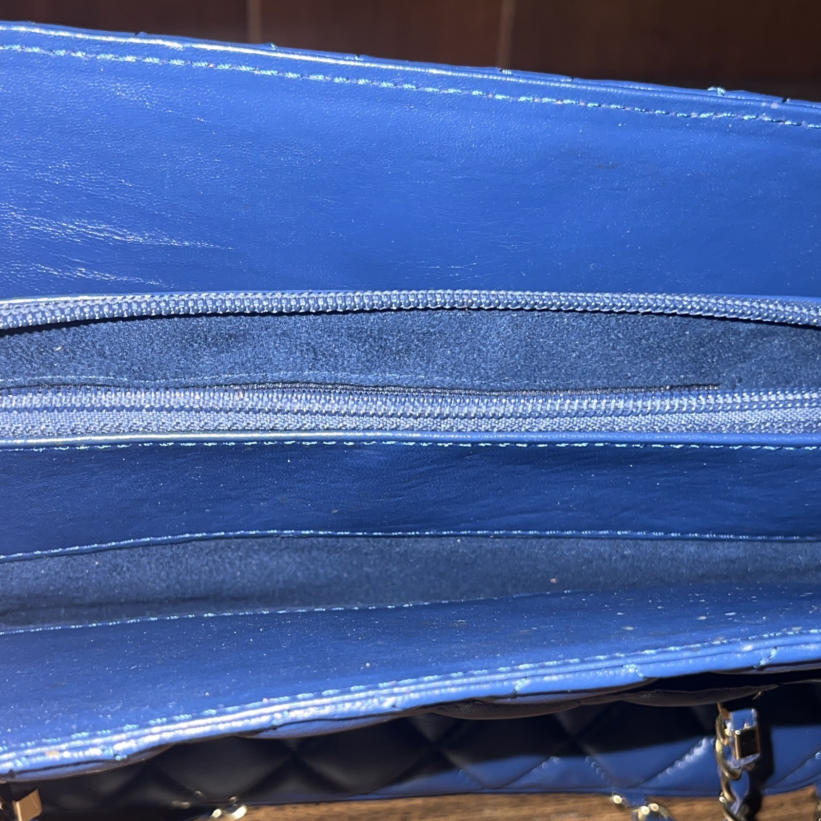 Blue Quilted Medium Crossbody Bag, Gold Chain, Zip Closure, Inner Pockets