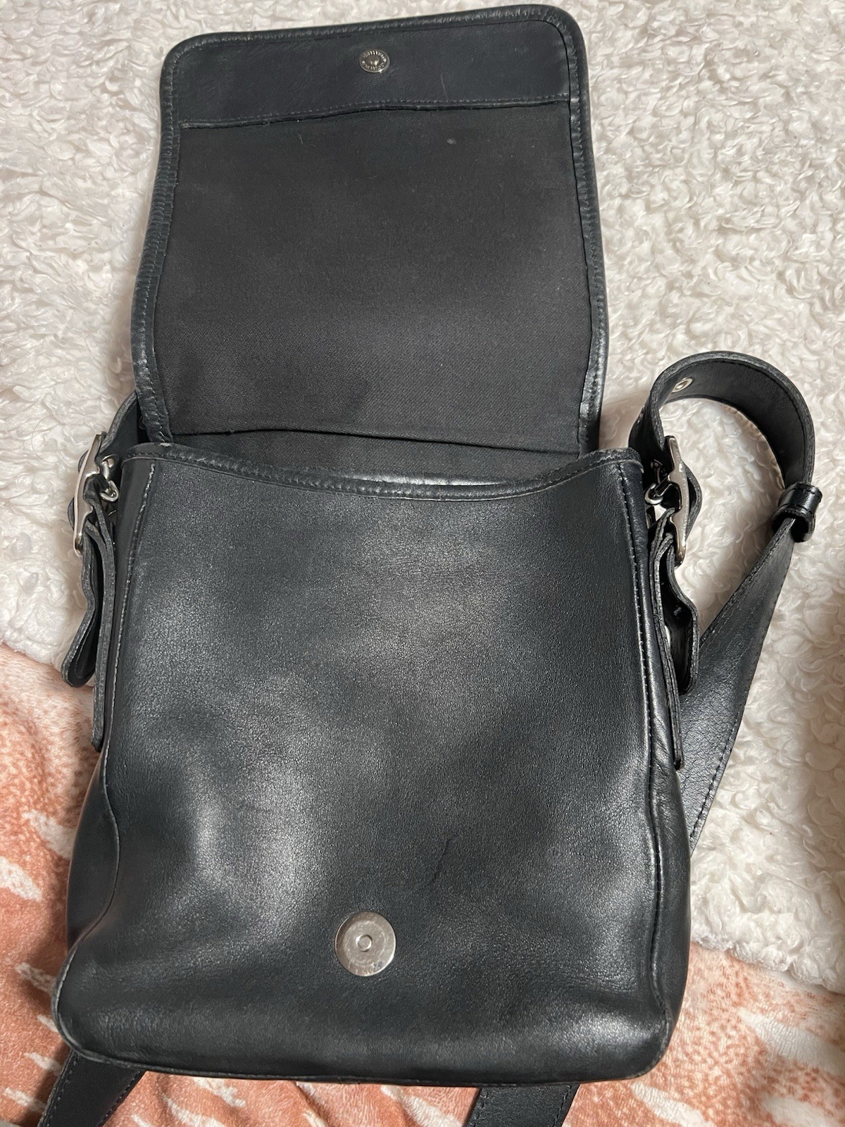 Vintage Y2K Coach 9335 Legacy Studio Flap Black Leather Crossbody Shoulder Bag