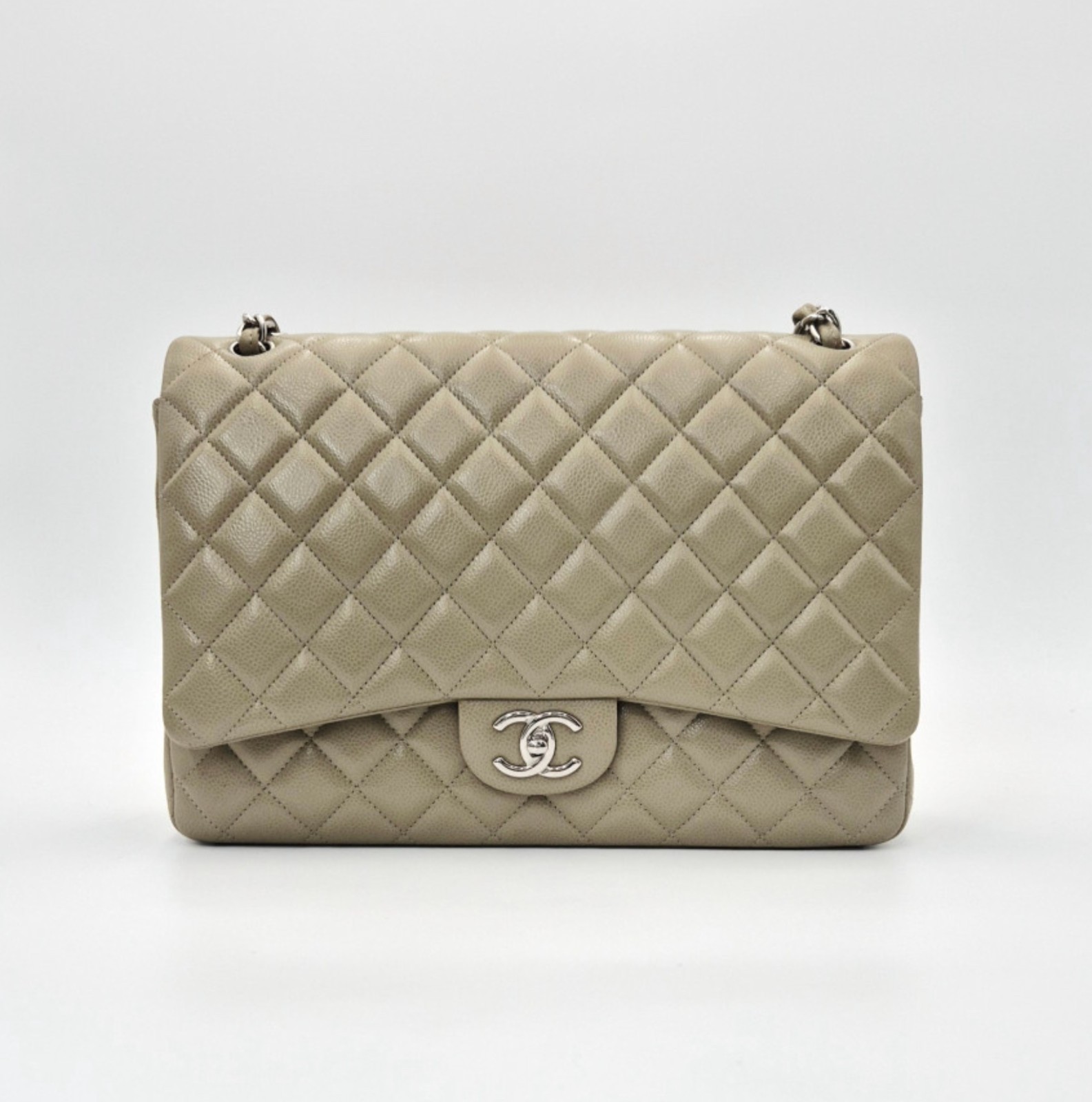 CHANEL Maxi Classic Flap Bag Beige Lambskin Silver HW Shoulder Bag 2Way