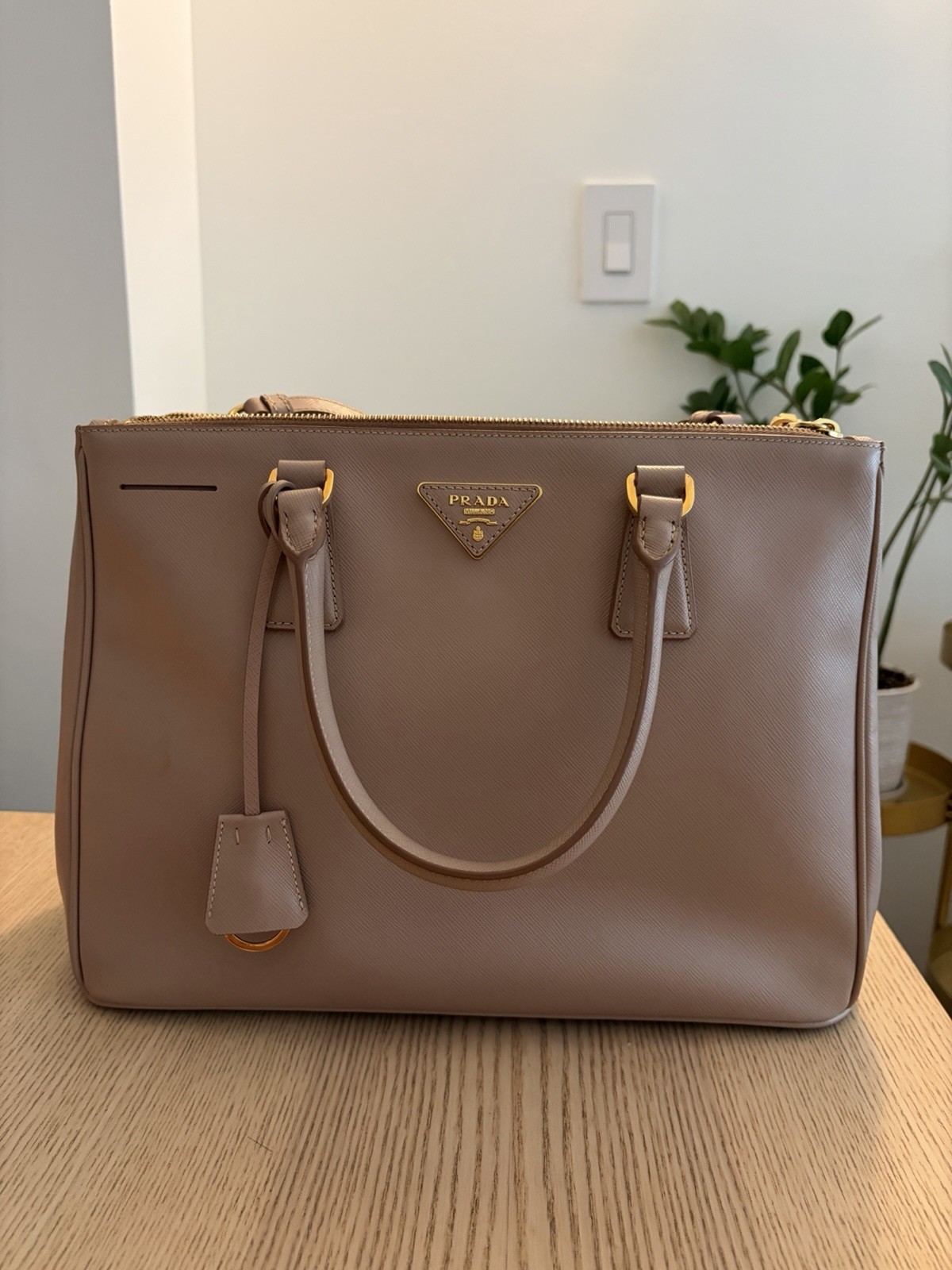 PRADA Galleria Saffiano Leather Bag Large Maeve Beige Gold Hardware