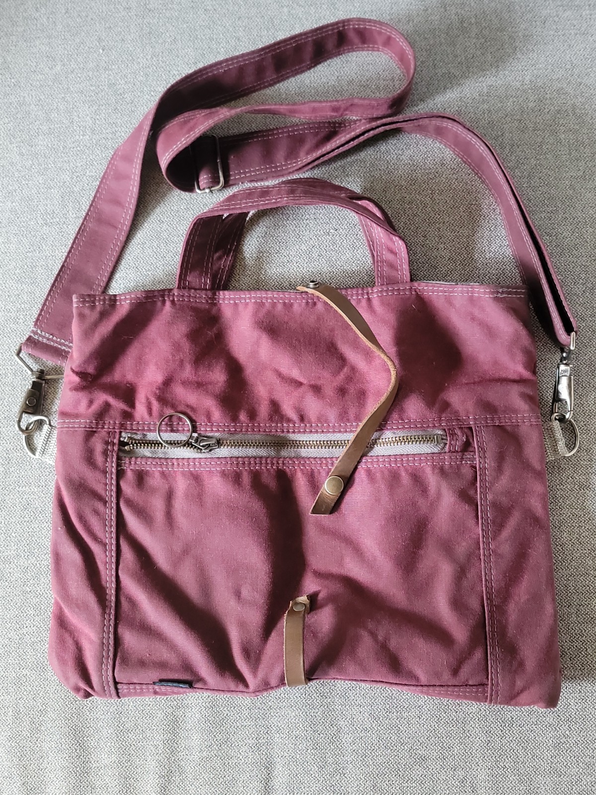 Moop The Porter Burgundy Waxed Canvas/Leather/Strap Tote Bag Sz M Seattle USA