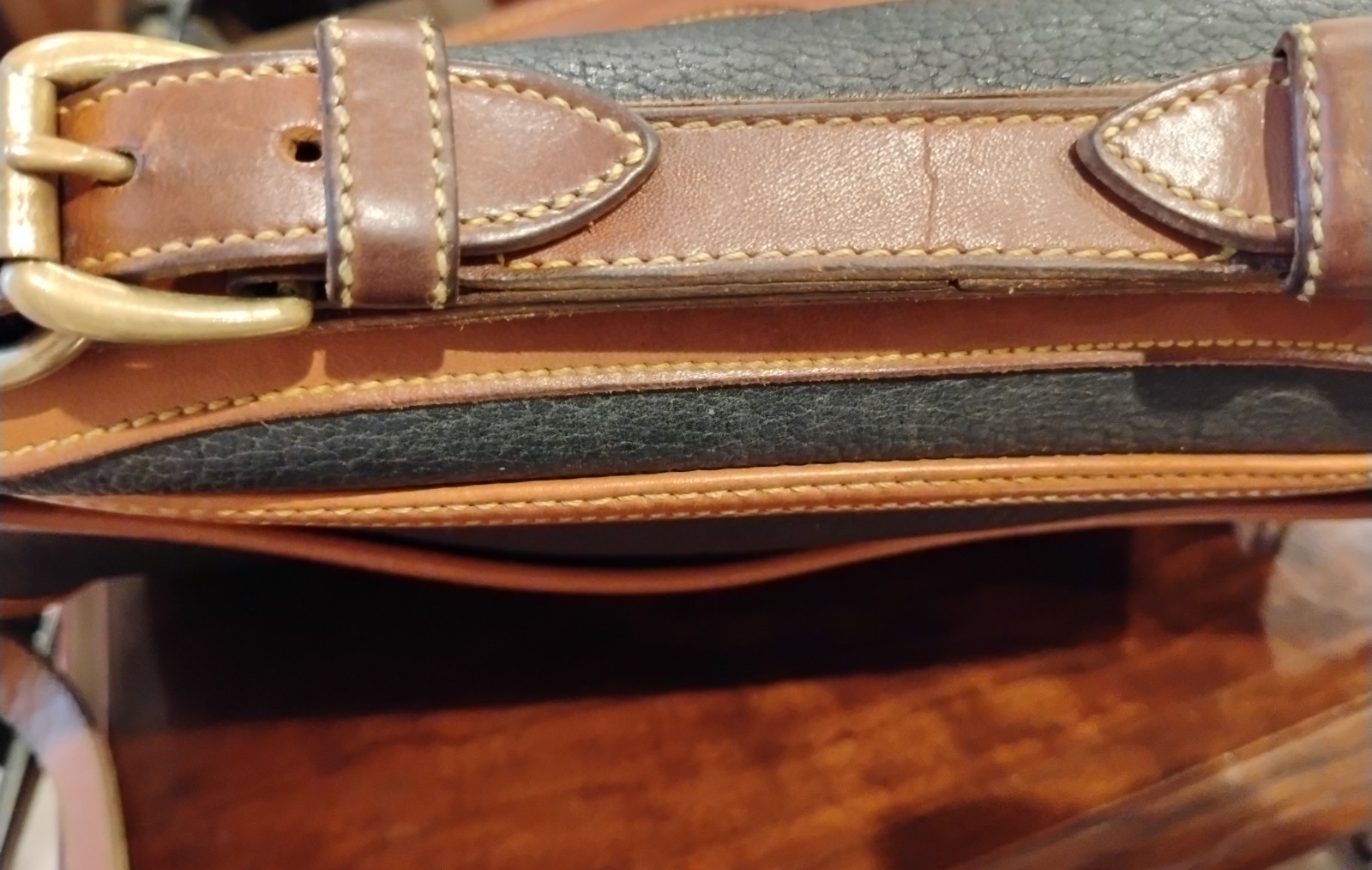 Vintage Dooney & Bourke All-Weather Leather Crossbody Bag Black with Brown Trim