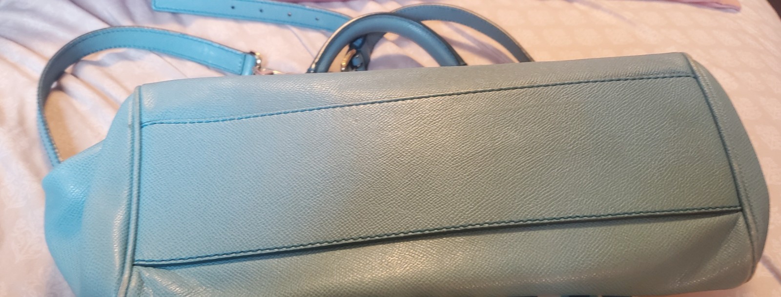 Dolce & Gabbana Sicily Bag Medium in Light Blue Leather Handbag C-1