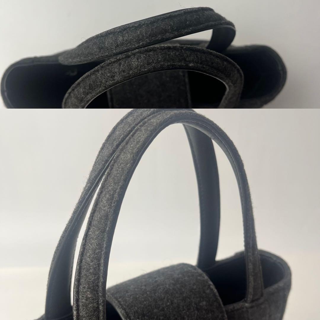 Excellent condition COACH mini handbag turn lock self standing wool gray 15a