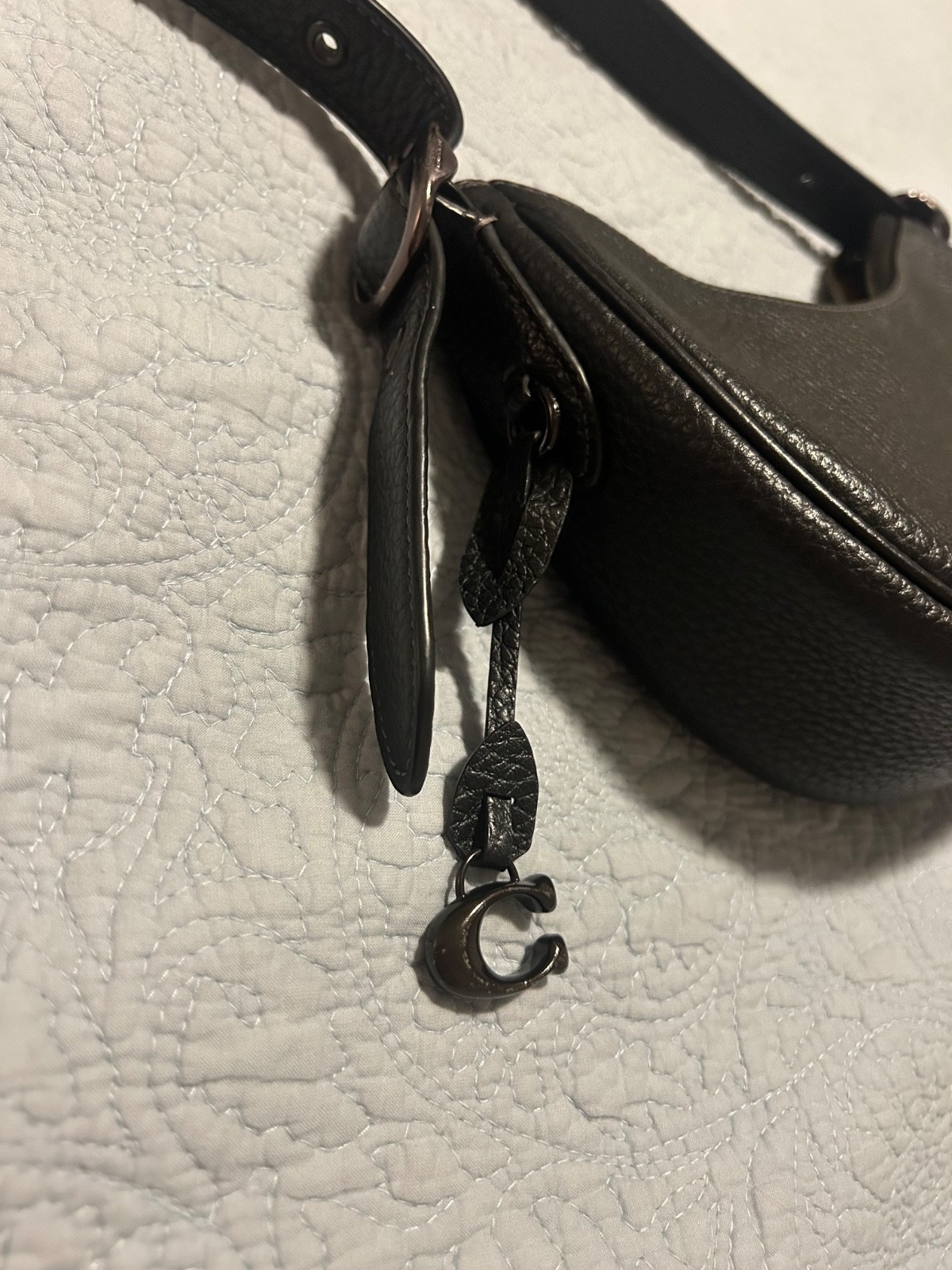 COACH Luna Crescent Shoulder Bag Black Pebble Leather CC439