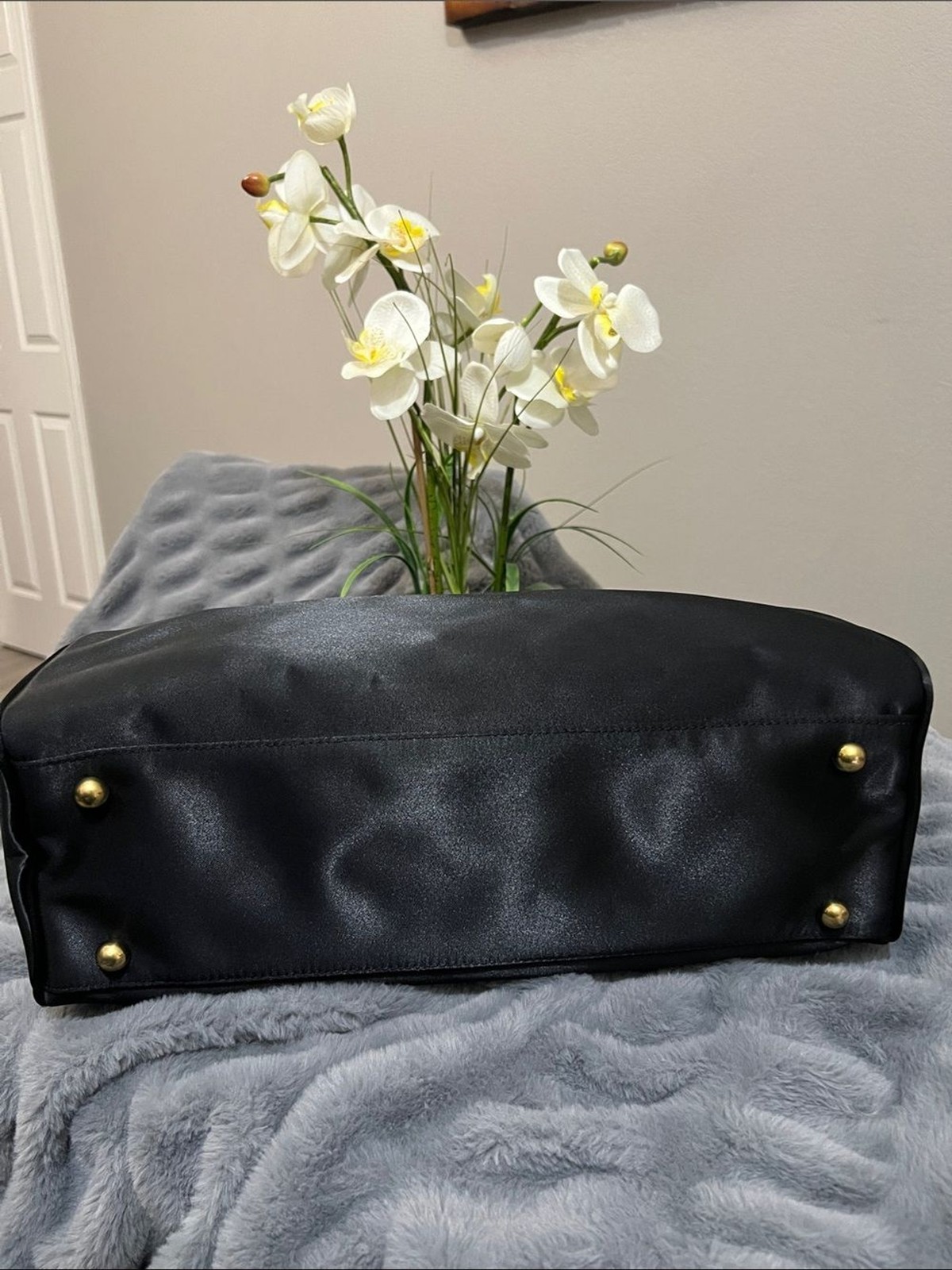 Valentino Sabatini Vintage Black Ostrich Leather/Satin Tote Bag EUC retail $120