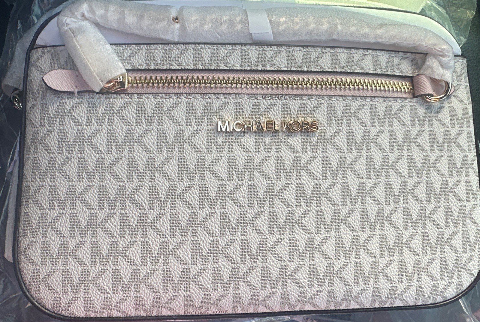 Michael Kors Jet Set Large East West Vanilla Pink Crossbody Bag NWT