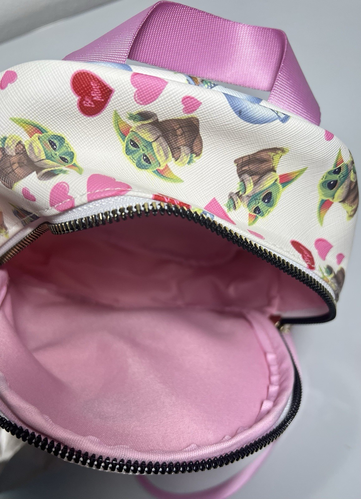 Star Wars Mandalorian Grogu Hearts Crossbody Bag BoxLunch Exclusive Bioworld
