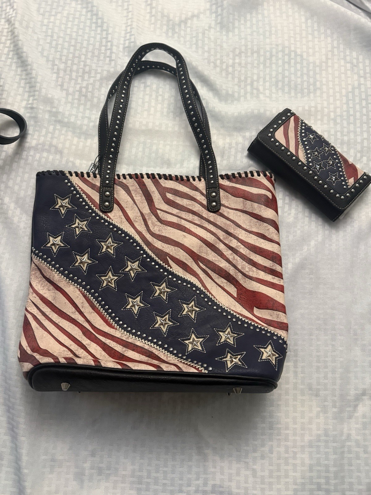 Montana West USA Flag Stars Studded Large Tote Zip Closure w/ Wallet Pockets CC