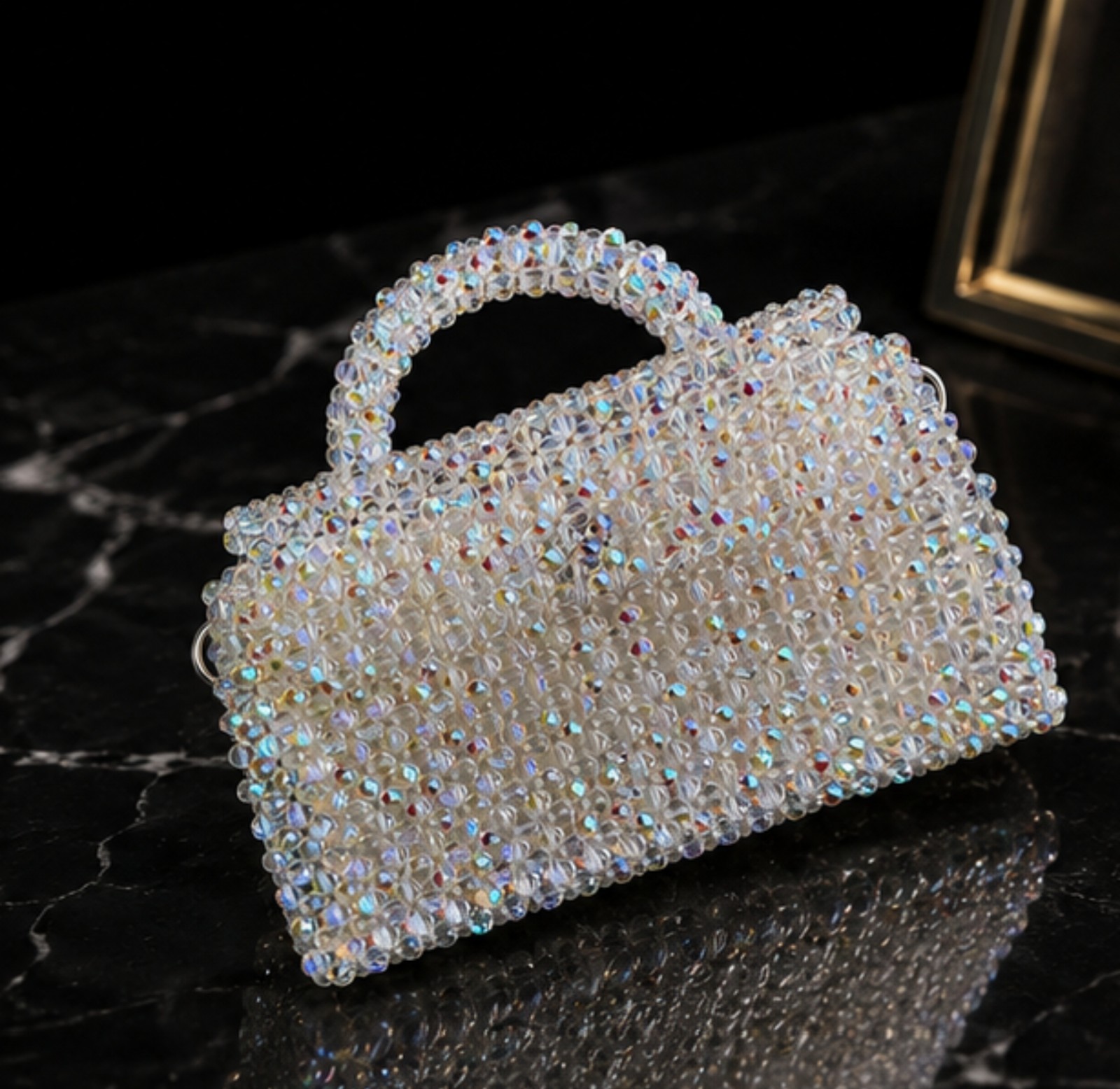 Handcrafted using premium crystal beads – Unique design, entirely handmade🎀