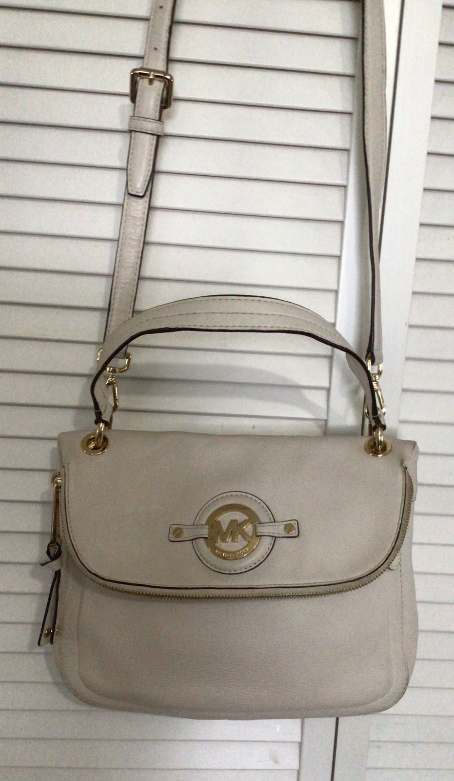 Michael Kors Stockard Medium Leather Convertible Shoulder Bag Vanilla