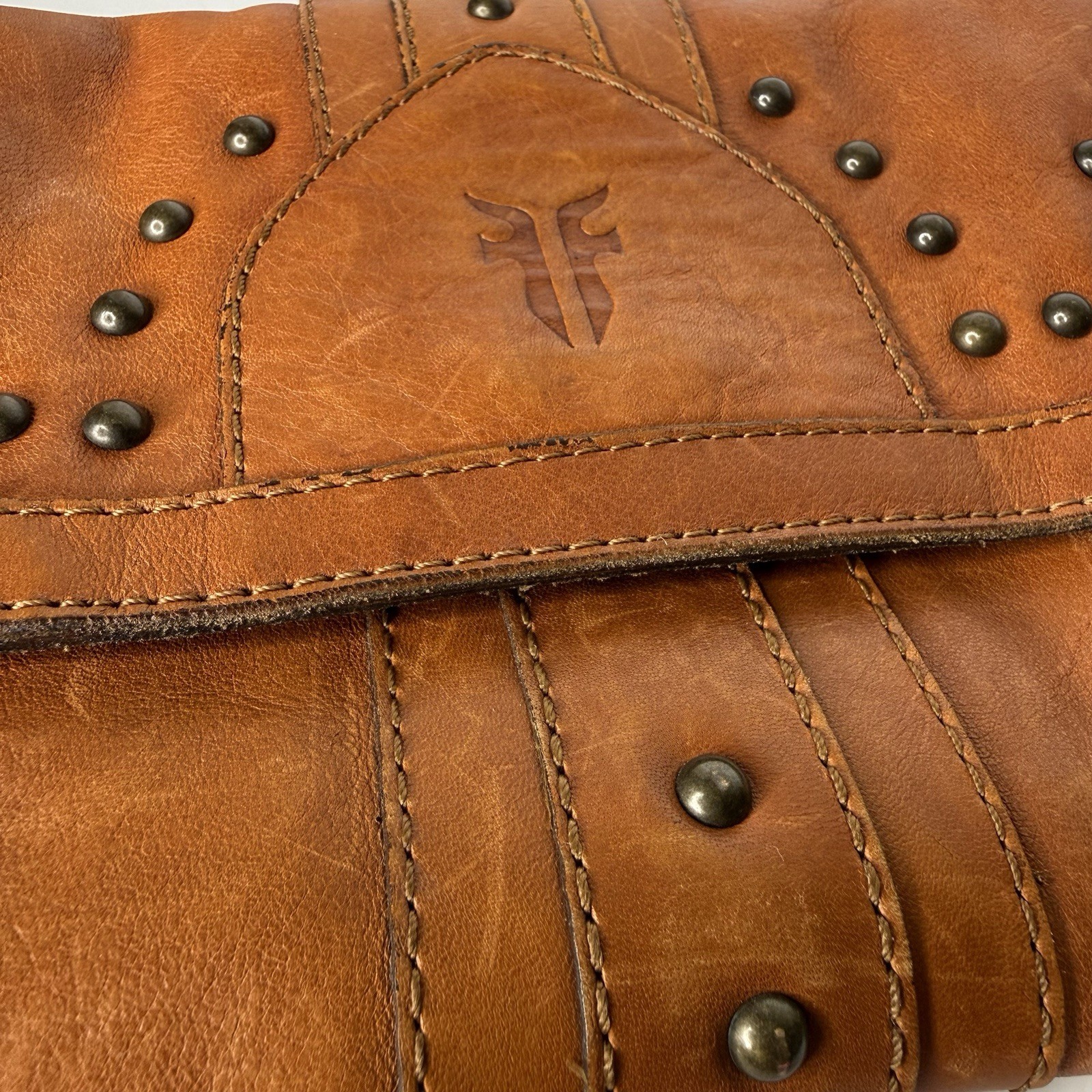 Frye Cognac Brown Leather Studded Shoulder Bag Clutch Boho Country Western Y2K