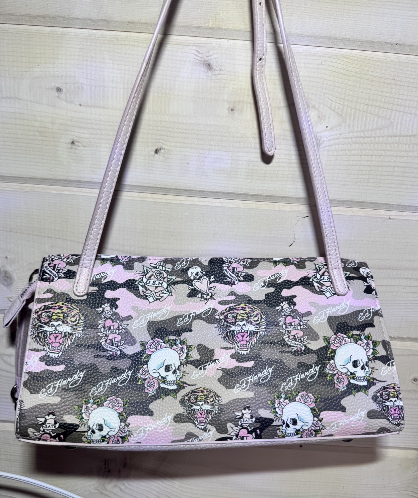 Ed Hardy Multicolor Camo Skull Crossbody Bag Zip Closure Silver Hardware Pink