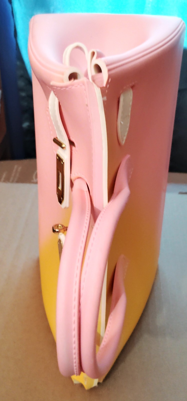 Women’s Pink Yellow Gradient Satchel Top Handle Bag, Turn Lock, Gold, Buckle