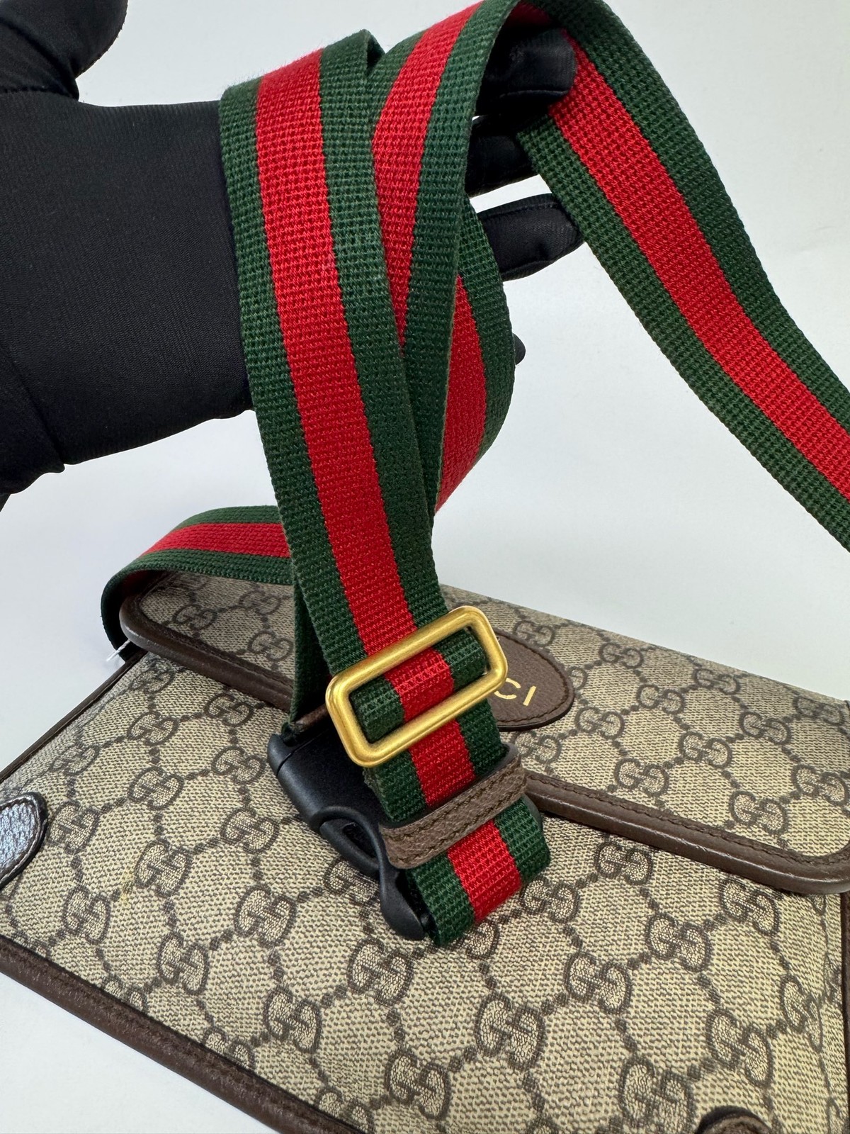 Gucci Neo Vintage GG Supreme Tiger Head Belt Bag Web Strap Beige Ebony Crossbody