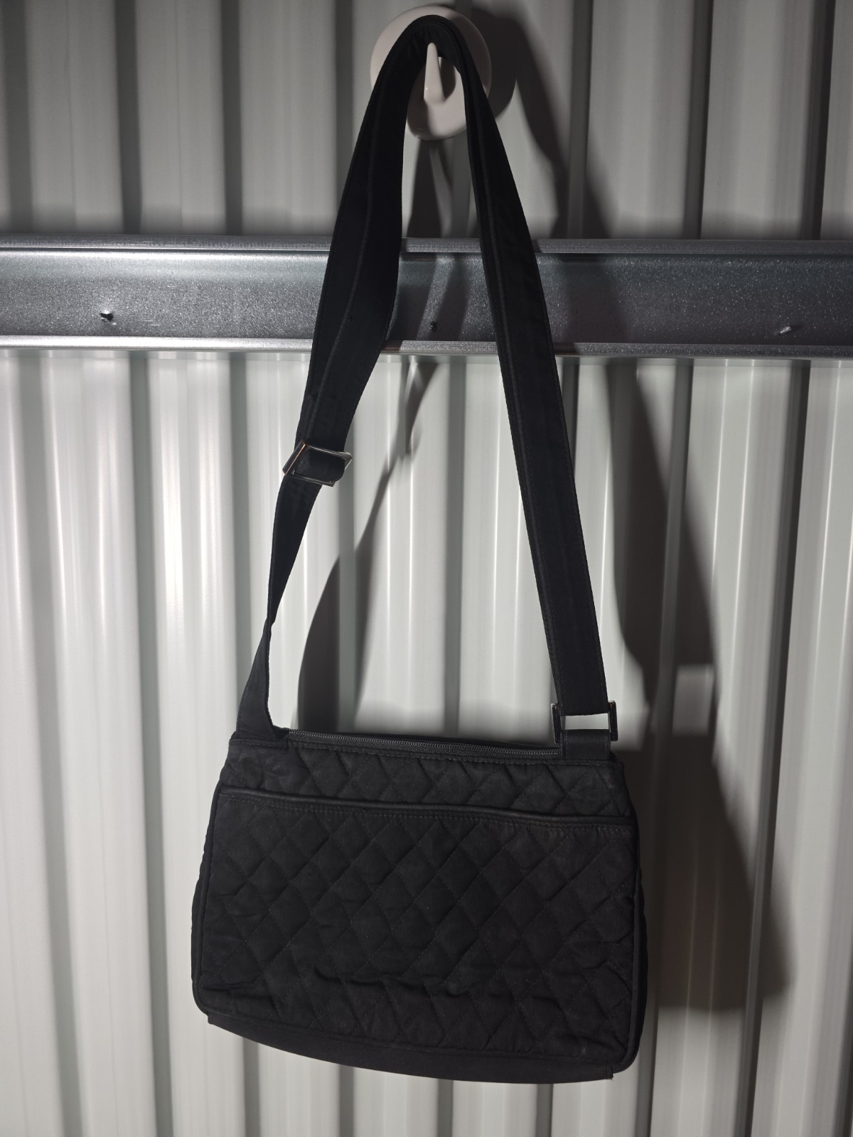 Vera Bradley Little Hipster Crossbody Bag Black Quilted Purse 10×7