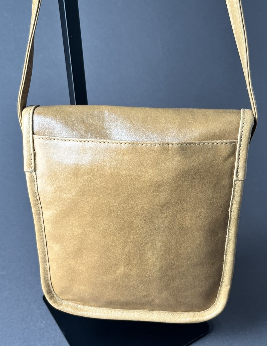 Vintage Wilsons Leather Maxima Crossbody Handbag Purse Natural Tan Small 7.5”