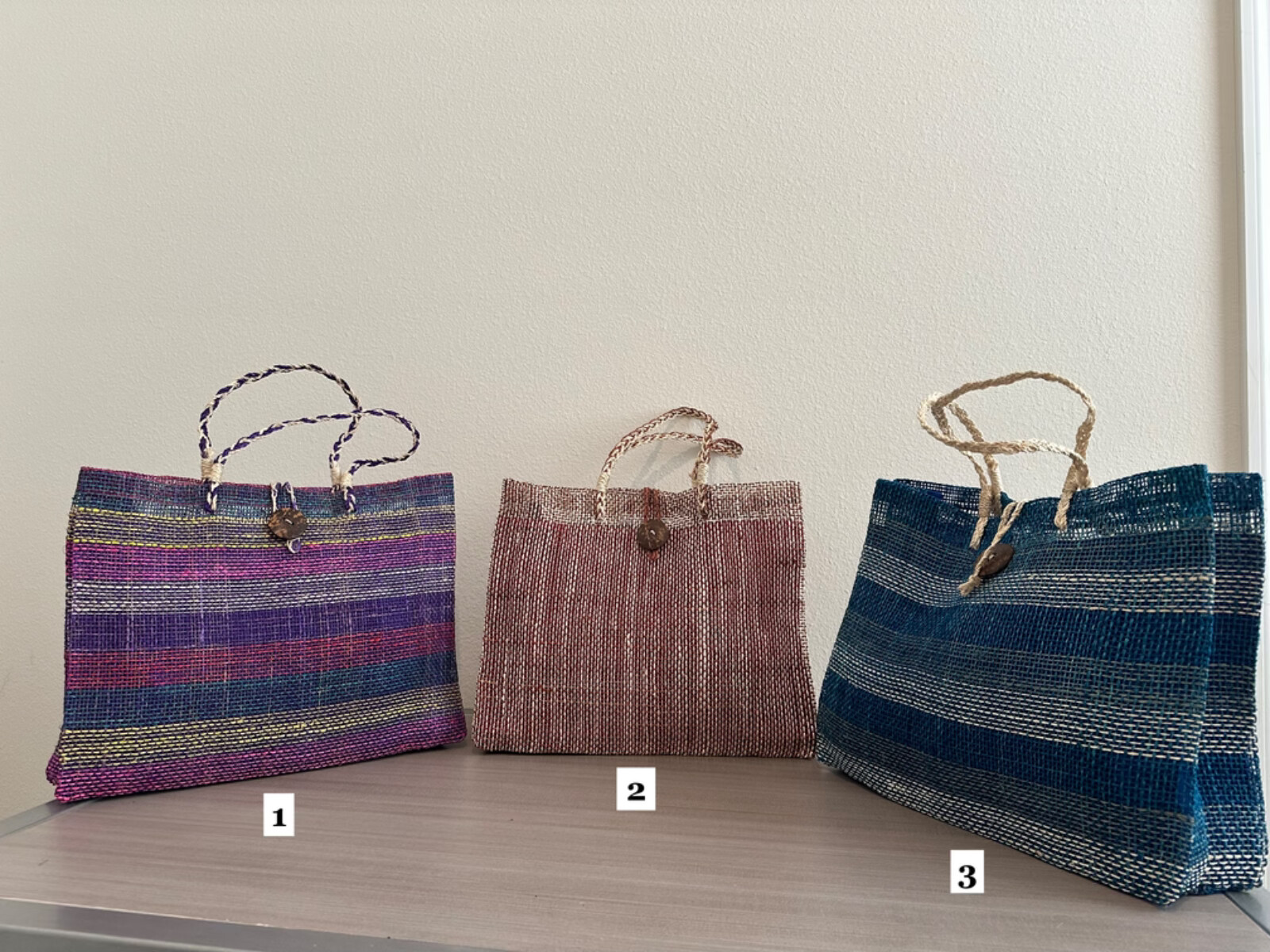 BRAND NEW Manila Hemp fashionable summer beach bags for women & unisex adults!