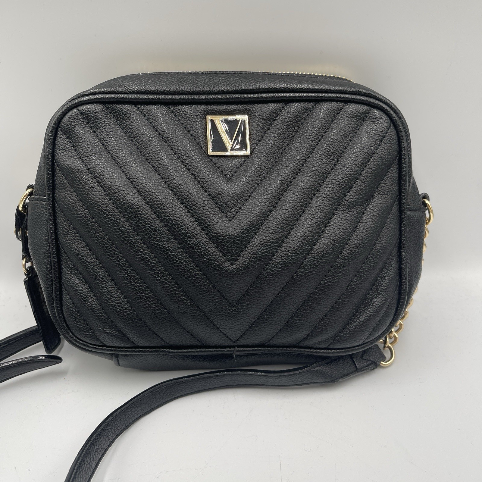 Victoria’s Secret V-Quilted Top Zip CrossBody Camera Leather Shoulder Bag Black