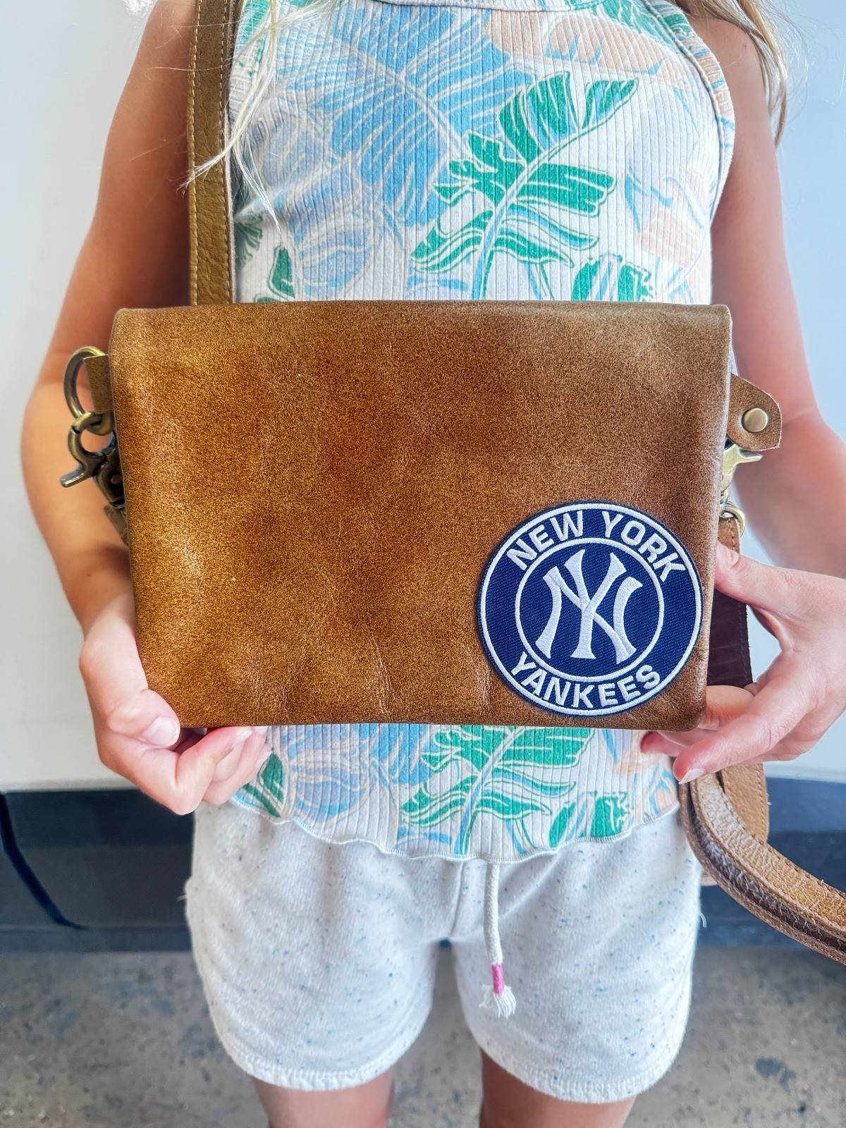 Vintage Leather Crossbody Bag Baseball Team Patch Wristlet Purse Brown