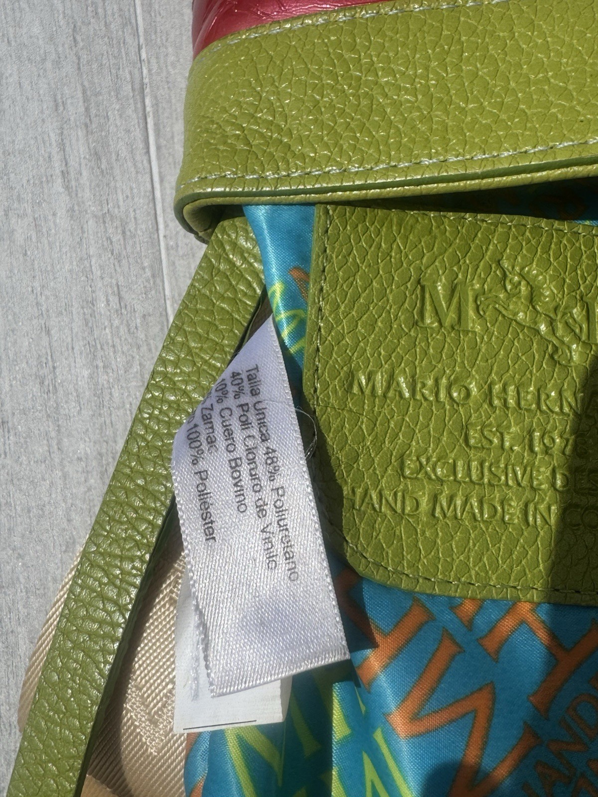Mario Hernandez DeBilzan Tennis Art Crossbody Bag Colombia Bolso