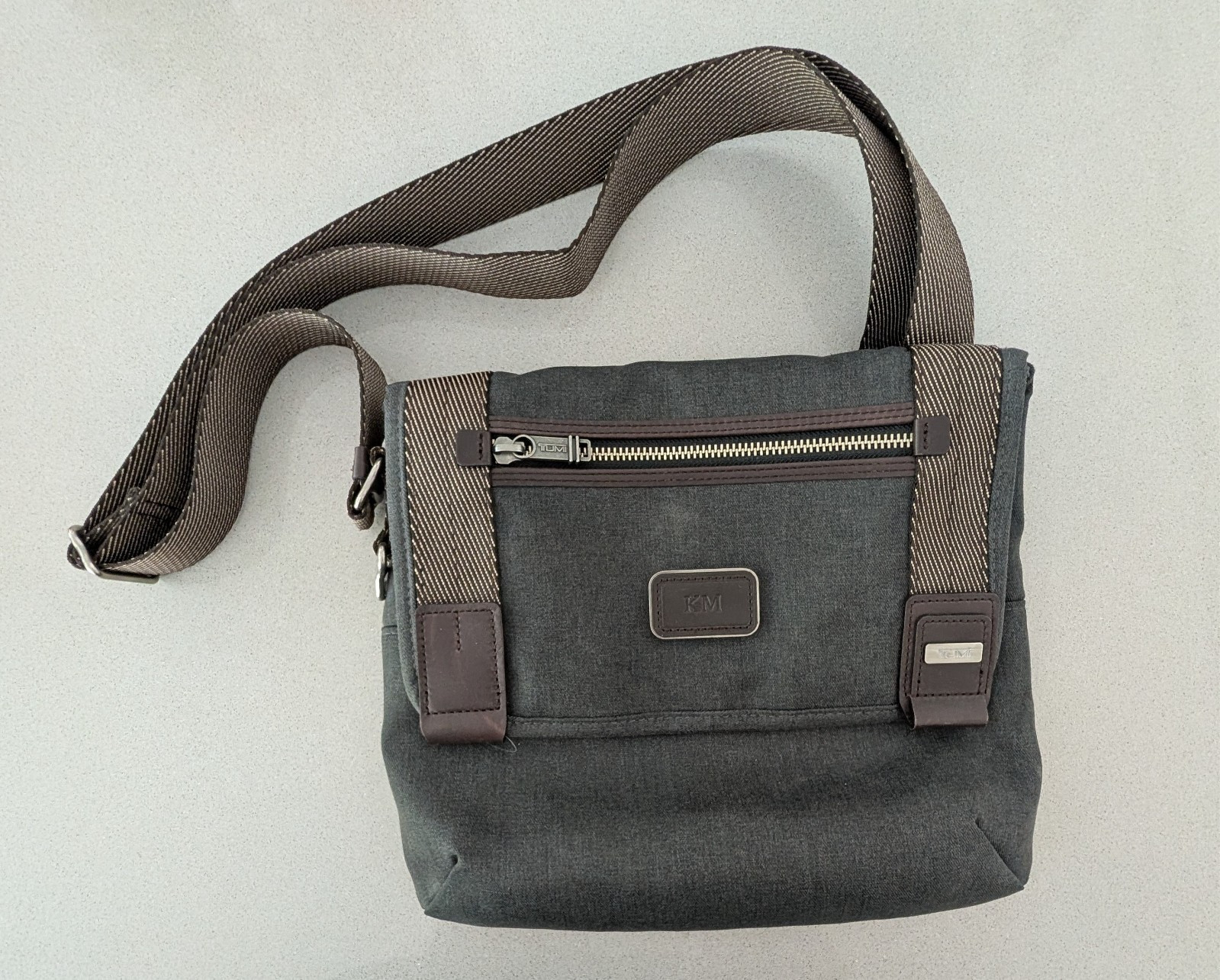 Tumi 22371ATH2 Alpha Bravo Beale Mini Messenger Shoulder Bag Crossbody Grey