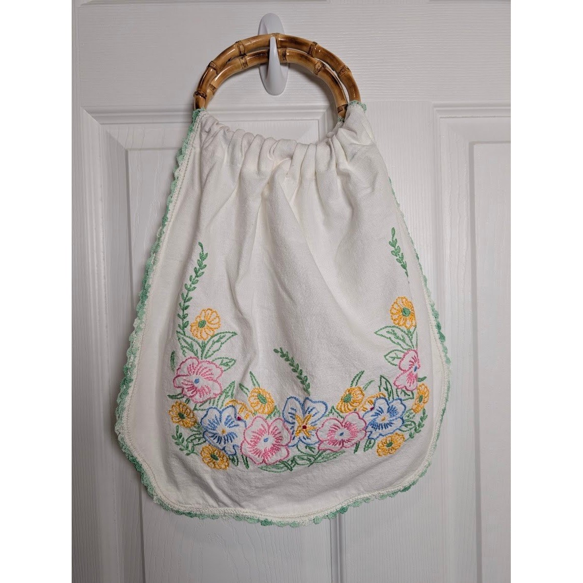 Vintage Bamboo Handle VINTAGE LINEN Hand Bag – Granny Bag