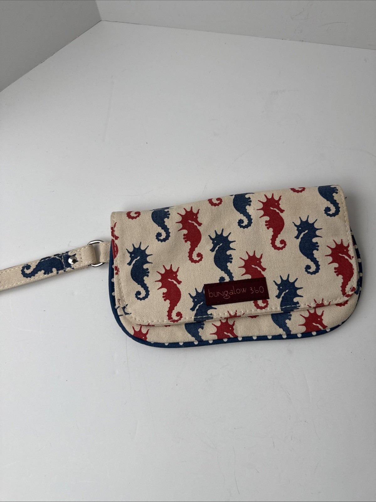 BUNGALOW 360 Seahorse Print Canvas Wristlet Clutch Natural/Beige Red Blue