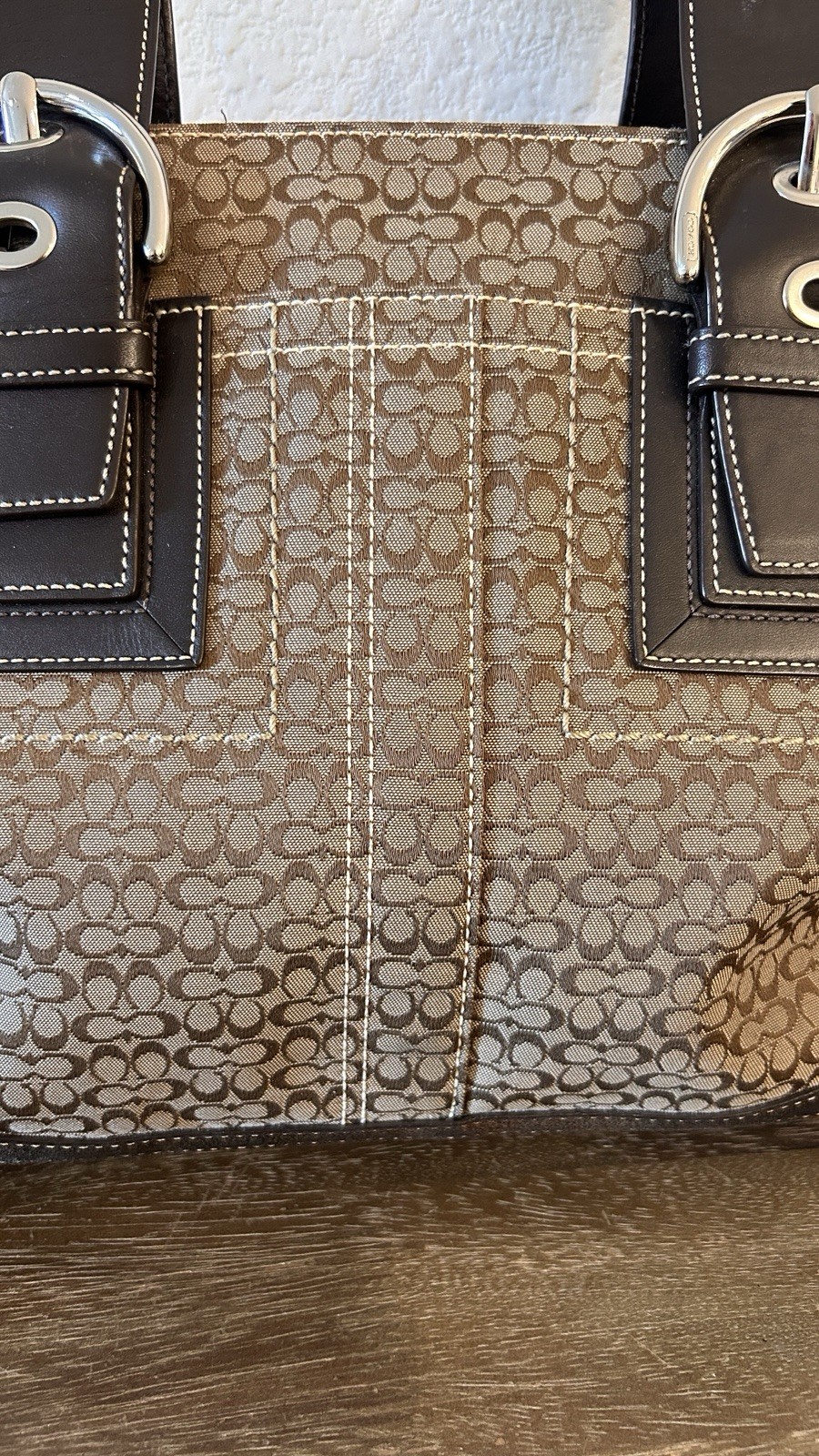 Coach Signature Brown Beige Tote Bag, Zip Closure, Lined, Inner Pockets